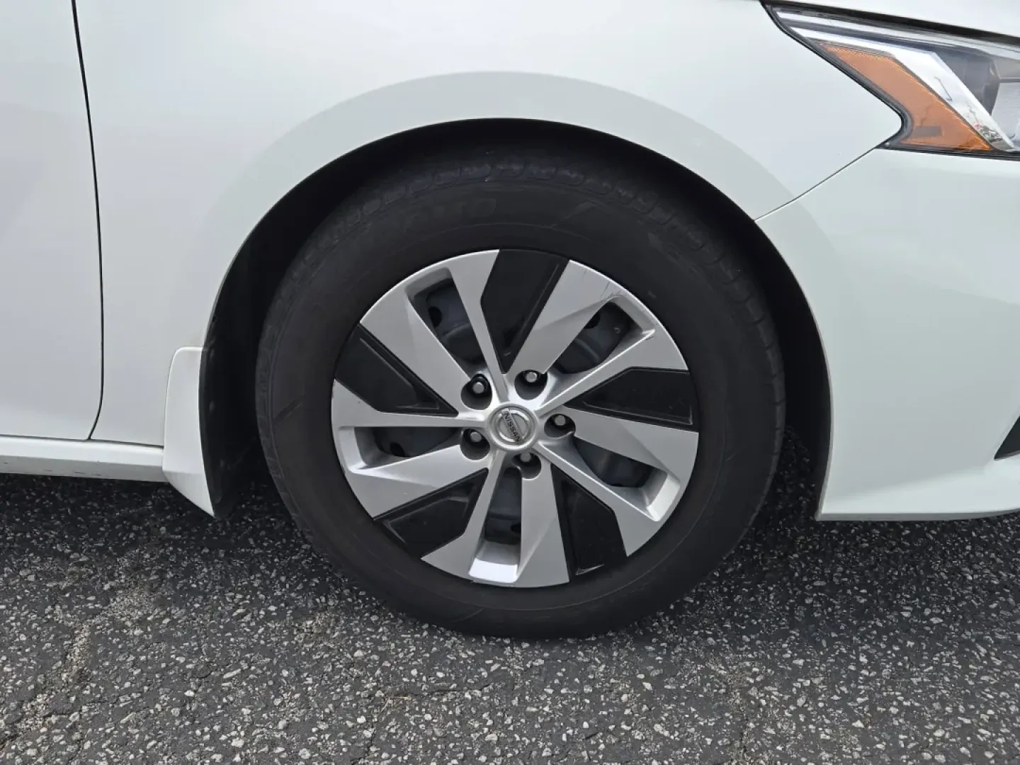 2019 /Charcoal Nissan Altima 2.5 S (1N4BL4BV6KC) with an Other engine, located at 3959 U.S. 80 W, Phenix City, AL, 36870, (334) 297-4885, 32.469296, -85.135185 - **Unlock Your Everyday Adventures with the 2019 Nissan Altima 2.5 S!**<br /> <br /> Are you searching for the perfect sedan to elevate your daily commute, family outings, or weekend getaways? Look no further than this stunning 2019 Nissan Altima 2.5 S, available now at Gils Auto in Phenix City, AL. - Photo#2