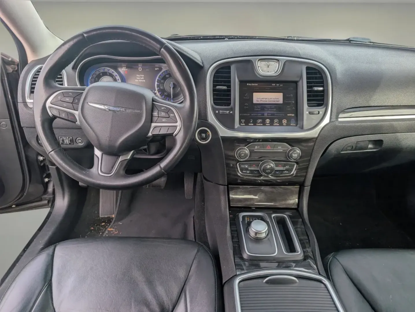 2015 /Black Chrysler 300 Limited (2C3CCAAG7FH) with an Other engine, located at 521 Old Farm Lane Rd, Prattville, AL, 36066, (334) 325-1505, 32.482460, -86.416367 - Are you ready to elevate your daily commute or weekend adventures? Imagine cruising through the vibrant streets of Phenix City in a stylish and reliable 2015 Chrysler 300 Limited. This sleek sedan combines luxury with practicality, making it an ideal choice for everyone-from growing families to budg - Photo#9