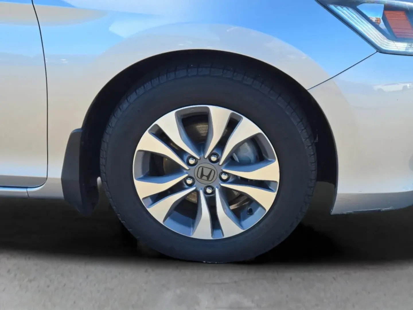 2014 Honda Accord Sedan LX (1HGCR2F32EA) with an Other engine, located at 521 Old Farm Lane Rd, Prattville, AL, 36066, (334) 325-1505, 32.482460, -86.416367 - Experience the joy of driving with this stunning **2014 Honda Accord Sedan LX**, designed for those who value comfort, reliability, and style-all while enjoying the benefits that come with a **buy here pay here** dealership. Whether you're commuting to work, taking your kids to school, or planning a - Photo#2