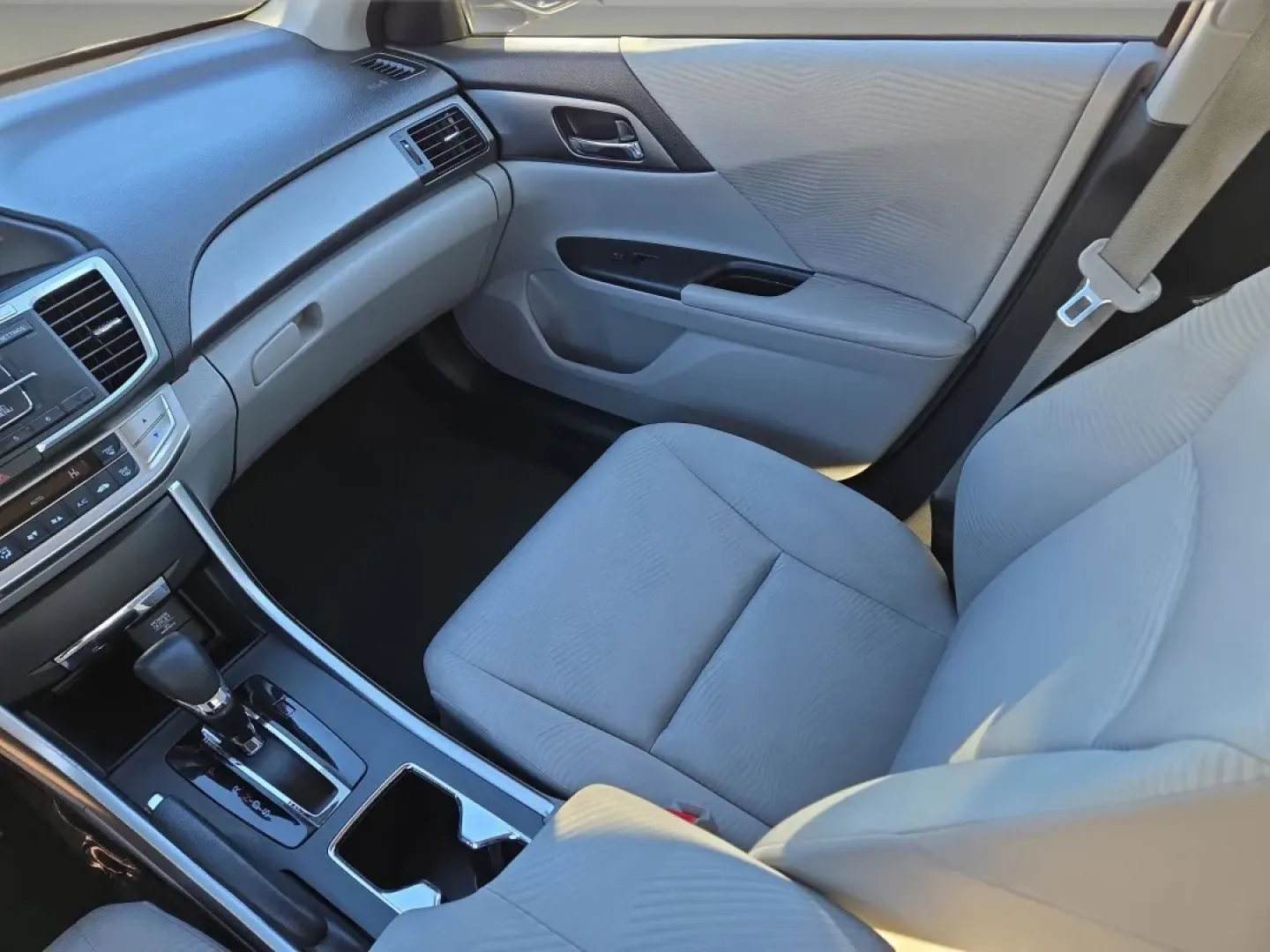 2014 Honda Accord Sedan LX (1HGCR2F32EA) with an Other engine, located at 521 Old Farm Lane Rd, Prattville, AL, 36066, (334) 325-1505, 32.482460, -86.416367 - Experience the joy of driving with this stunning **2014 Honda Accord Sedan LX**, designed for those who value comfort, reliability, and style-all while enjoying the benefits that come with a **buy here pay here** dealership. Whether you're commuting to work, taking your kids to school, or planning a - Photo#14