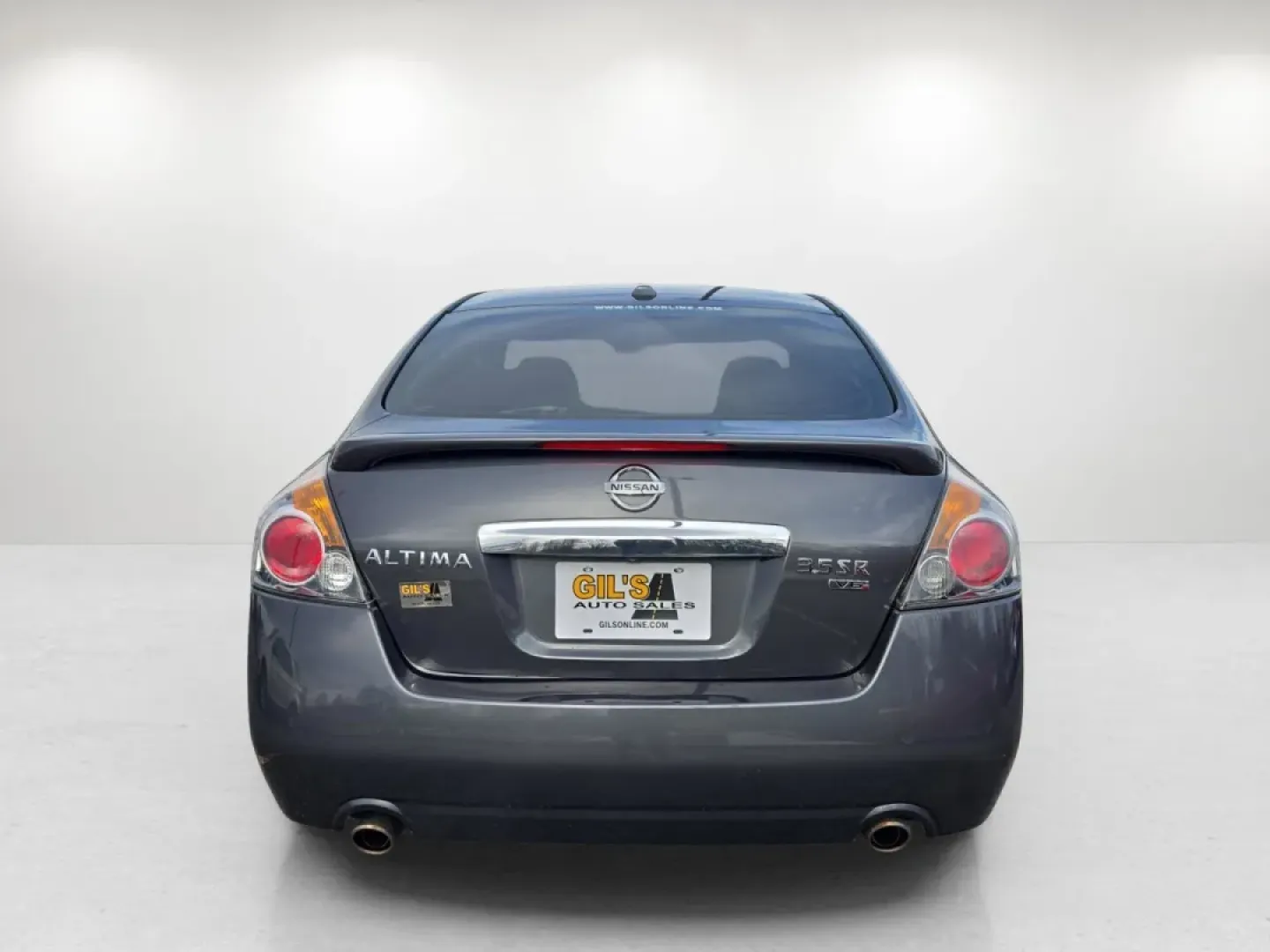 2012 /Charcoal Nissan Altima 3.5 SR (1N4BL2AP3CN) with an Other engine, located at 3959 U.S. 80 W, Phenix City, AL, 36870, (334) 297-4885, 32.469296, -85.135185 - Are you searching for your next reliable sedan that's perfect for daily commutes, family outings, or weekend adventures? Look no further than this stunning 2012 Nissan Altima 3.5 SR, now available at Gils Auto in Phenix City, AL! With its sleek gray exterior and luxurious charcoal leather interior, - Photo#6