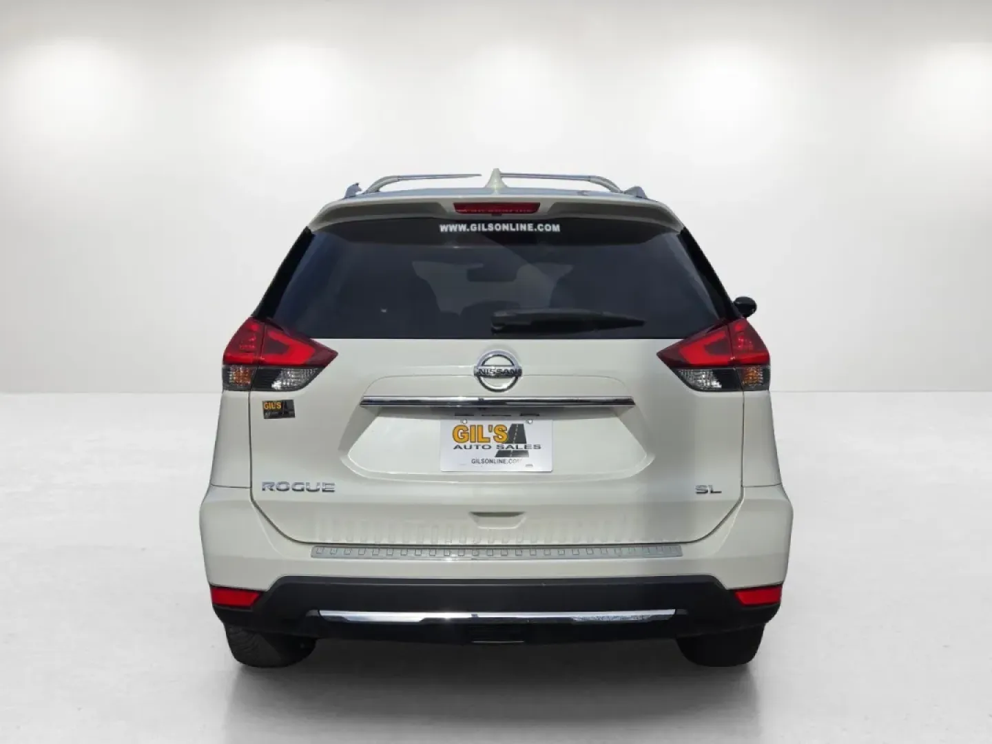 2018 /Charcoal Nissan Rogue SL (JN8AT2MT0JW) with an Other engine, located at 7000 Northlake Connector, Columbus, GA, 31904, (706) 987-8085, 32.524975, -84.978134 - Discover the perfect blend of style, comfort, and functionality with this stunning 2018 Nissan Rogue SL, available now at Gils Auto in Phenix City, AL. Whether you're a growing family looking for dependable transportation or a commuter seeking a reliable and efficient ride, this SUV is designed to e - Photo#6