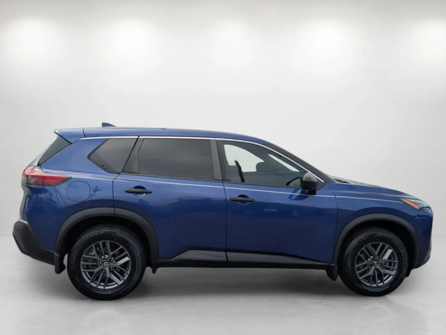 2021 /Charcoal Nissan Rogue S (5N1AT3AA8MC) with an Other engine, located at 521 Old Farm Lane Rd, Prattville, AL, 36066, (334) 325-1505, 32.482460, -86.416367 - **Discover Your Next Adventure with the 2021 Nissan Rogue at Gils Auto - Phenix City**<br /> <br /> Are you ready to elevate your daily commute or family outings? The 2021 Nissan Rogue, available now at Gils Auto in Phenix City, AL, is designed for those who seek both comfort and versatility. With i - Photo#3