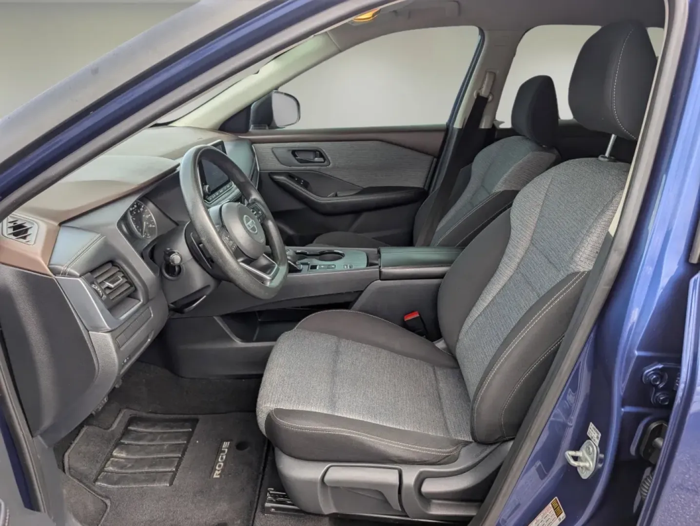 2021 /Charcoal Nissan Rogue S (5N1AT3AA8MC) with an Other engine, located at 521 Old Farm Lane Rd, Prattville, AL, 36066, (334) 325-1505, 32.482460, -86.416367 - **Discover Your Next Adventure with the 2021 Nissan Rogue at Gils Auto - Phenix City**<br /> <br /> Are you ready to elevate your daily commute or family outings? The 2021 Nissan Rogue, available now at Gils Auto in Phenix City, AL, is designed for those who seek both comfort and versatility. With i - Photo#9