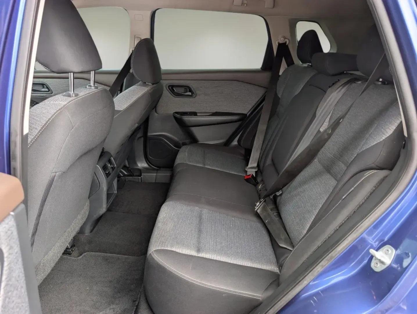 2021 /Charcoal Nissan Rogue S (5N1AT3AA8MC) with an Other engine, located at 521 Old Farm Lane Rd, Prattville, AL, 36066, (334) 325-1505, 32.482460, -86.416367 - **Discover Your Next Adventure with the 2021 Nissan Rogue at Gils Auto - Phenix City**<br /> <br /> Are you ready to elevate your daily commute or family outings? The 2021 Nissan Rogue, available now at Gils Auto in Phenix City, AL, is designed for those who seek both comfort and versatility. With i - Photo#10