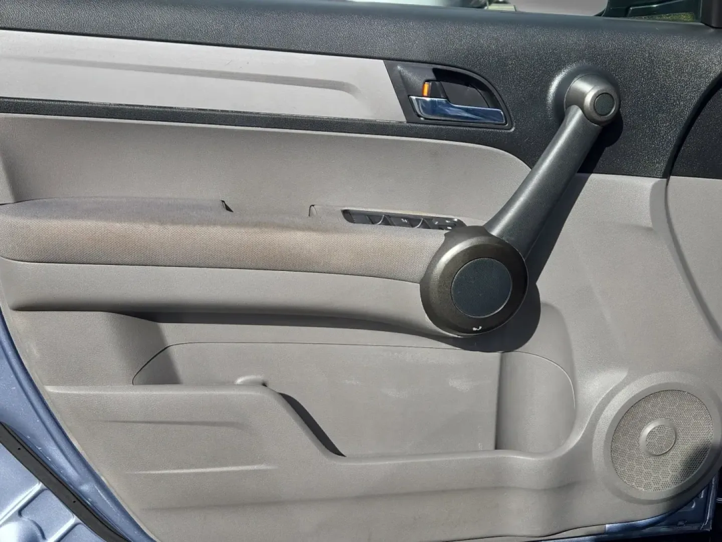 2011 Honda CR-V EX (JHLRE4H52BC) with an Other engine, located at 1430 Gateway Drive, Opelika, AL, 36801, (334) 239-0944, 32.637871, -85.409790 - **Discover Your Next Adventure with the 2011 Honda CR-V EX at Gils Auto in Phenix City, AL!**<br /> <br /> Are you ready to elevate your lifestyle with a vehicle that's equally suited for family outings and weekend adventures? Look no further than this stunning 2011 Honda CR-V EX, available now at G - Photo#9