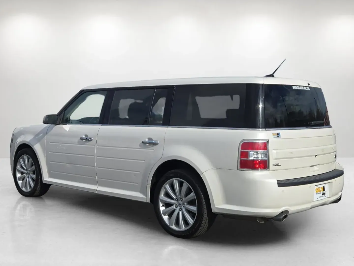 2016 Ford Flex SEL (2FMGK5C88GB) with an Other engine, located at 3959 U.S. 80 W, Phenix City, AL, 36870, (334) 297-4885, 32.469296, -85.135185 - **Discover Your Next Adventure with the 2016 Ford Flex SEL at Gils Auto - Phenix City!**<br /> <br /> Are you searching for the perfect vehicle to accommodate your growing family or to enhance your daily commute? Look no further than the 2016 Ford Flex SEL, a versatile crossover designed for both co - Photo#7