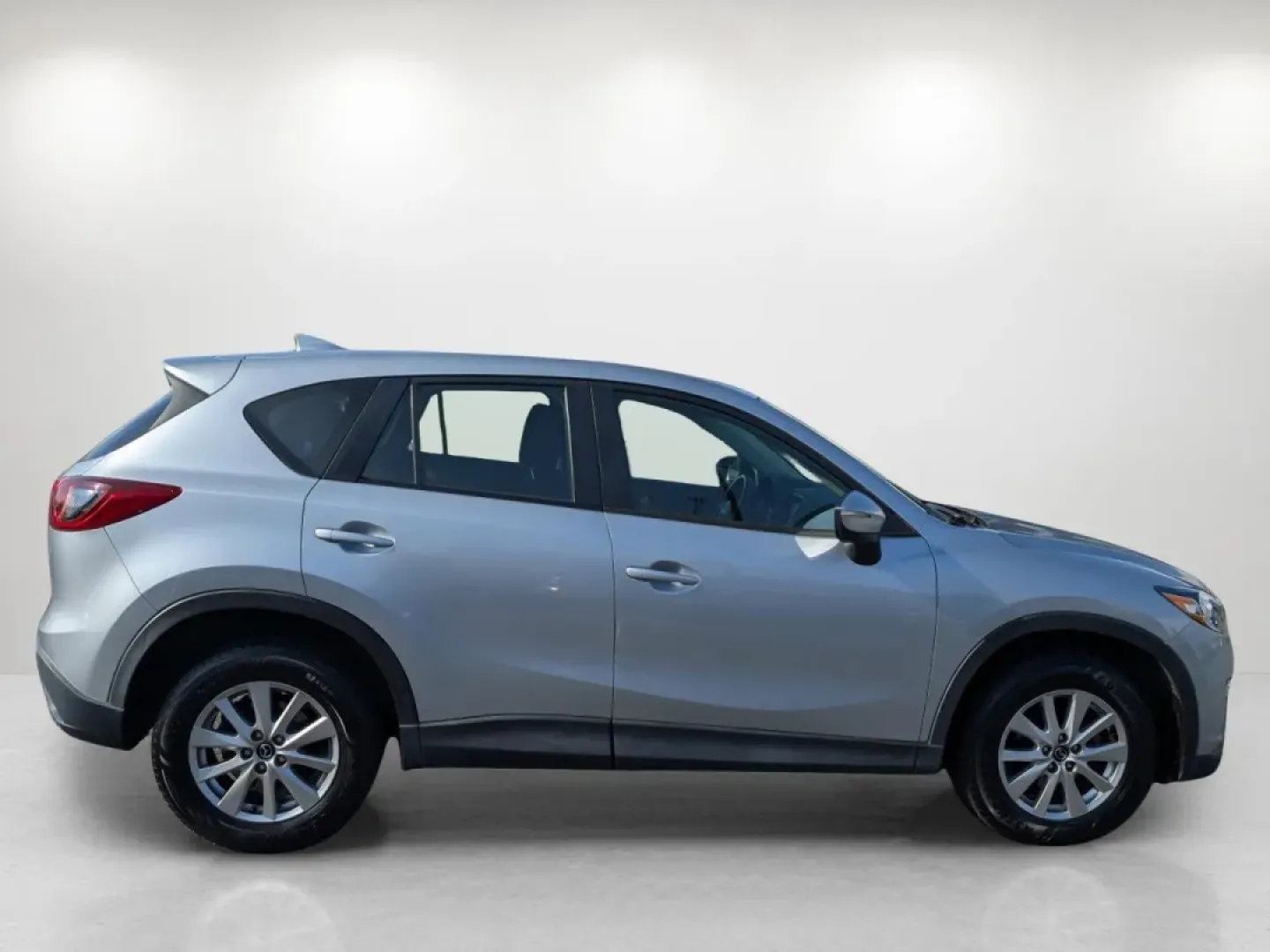 2016 /Black Mazda CX-5 Sport (JM3KE2BY6G0) with an Other engine, located at 804 22nd Ave, Phenix City, AL, 36870, (334) 297-1860, 32.484749, -85.024475 - **Explore the Open Road with the 2016 Mazda CX-5 at Gils Auto - Phenix City!** <br /> <br /> Are you dreaming of weekend getaways, family road trips, or simply a reliable daily commuter? The 2016 Mazda CX-5 is the perfect companion for adventures big and small. This stylish and versatile SUV combine - Photo#3