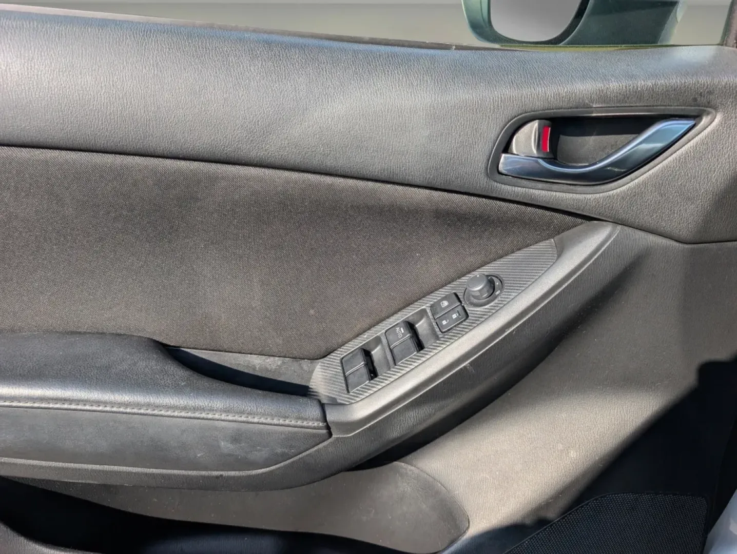 2016 /Black Mazda CX-5 Sport (JM3KE2BY6G0) with an Other engine, located at 804 22nd Ave, Phenix City, AL, 36870, (334) 297-1860, 32.484749, -85.024475 - **Explore the Open Road with the 2016 Mazda CX-5 at Gils Auto - Phenix City!** <br /> <br /> Are you dreaming of weekend getaways, family road trips, or simply a reliable daily commuter? The 2016 Mazda CX-5 is the perfect companion for adventures big and small. This stylish and versatile SUV combine - Photo#8