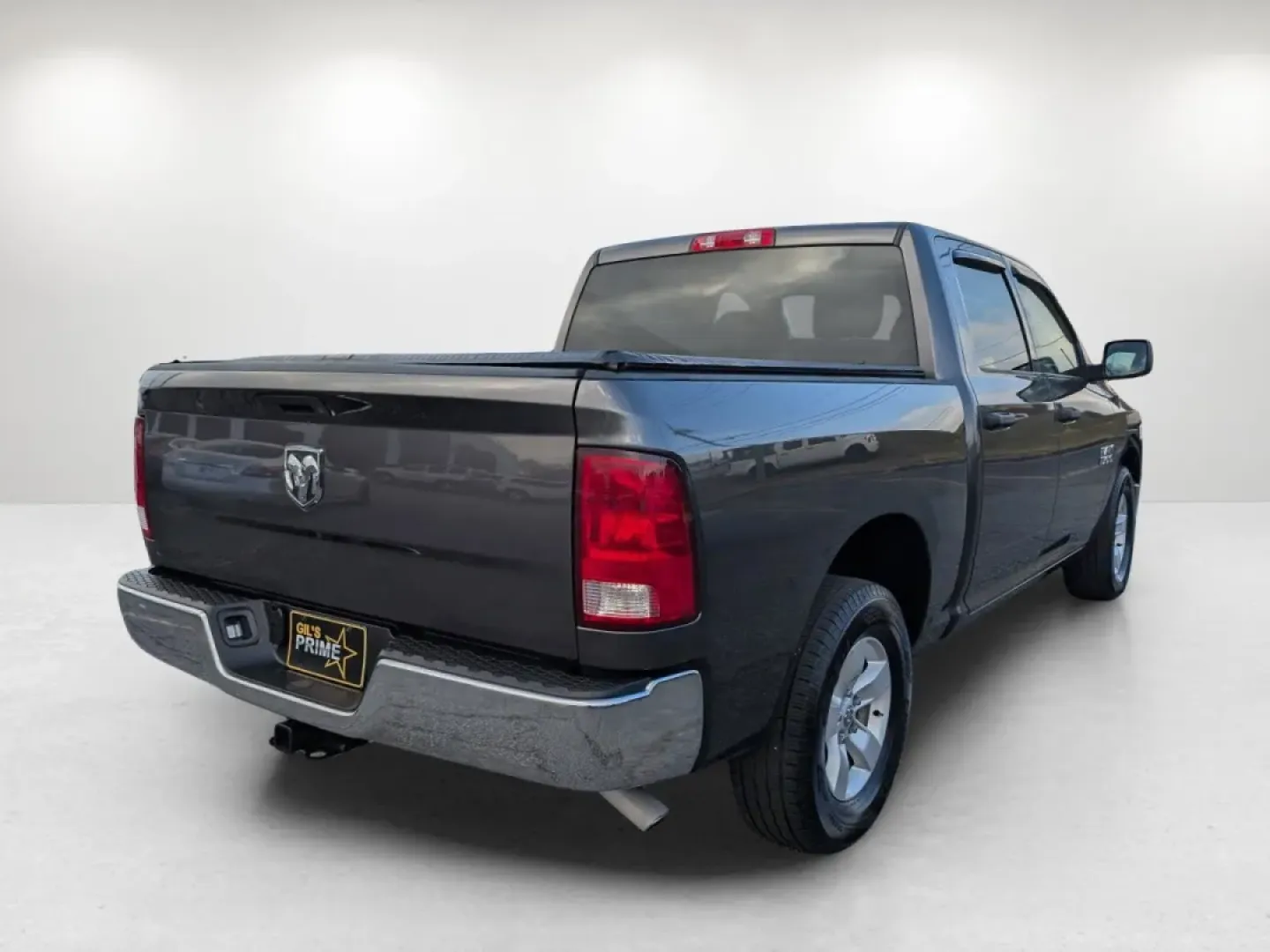 2017 /Diesel Gray/Black Ram 1500 Tradesman (1C6RR6KG9HS) with an Other engine, located at 3959 U.S. 80 W, Phenix City, AL, 36870, (334) 297-4885, 32.469296, -85.135185 - Discover the perfect blend of capability and comfort with this 2017 Ram 1500 Tradesman, ideally suited for both work and play. Whether you're a growing family needing a reliable daily driver or an adventurous spirit seeking weekend thrills, this truck is designed to elevate your lifestyle. As a Buy - Photo#5