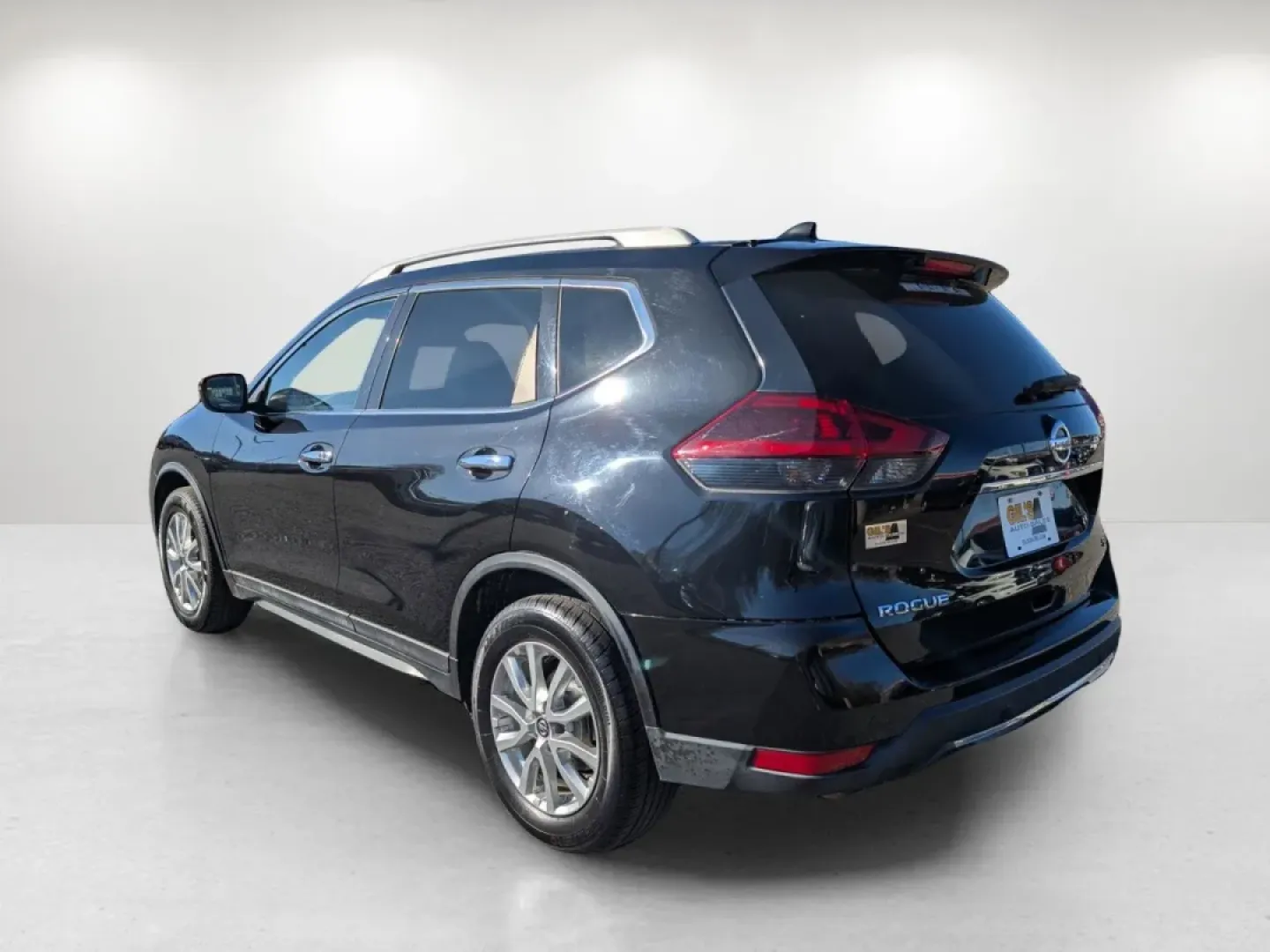 2019 /Charcoal Nissan Rogue SV (5N1AT2MT2KC) with an Other engine, located at 3959 U.S. 80 W, Phenix City, AL, 36870, (334) 297-4885, 32.469296, -85.135185 - **Discover the Perfect SUV for Your Family Adventures 2019 Nissan Rogue SV at Gils Auto!**<br /> <br /> Are you ready to elevate your family outings, weekend adventures, or daily commutes? Look no further! The 2019 Nissan Rogue SV is the perfect SUV to meet all your lifestyle needs. With its impres - Photo#6