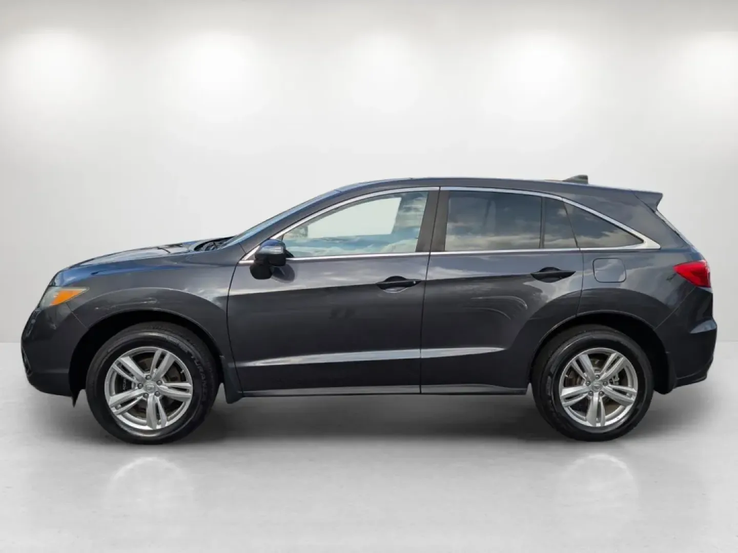 2015 Acura RDX (5J8TB3H38FL) with an Other engine, located at 5115 14th Ave., Columbus, GA, 31904, (706) 323-0345, 32.511494, -84.971046 - **Unlock Your Next Adventure with the 2015 Acura RDX!**<br /> <br /> Are you searching for the perfect vehicle that blends luxury with functionality? Look no further than this stunning 2015 Acura RDX, located right here at Gils Auto in Phenix City, AL. Whether you're embarking on a family road trip, - Photo#7