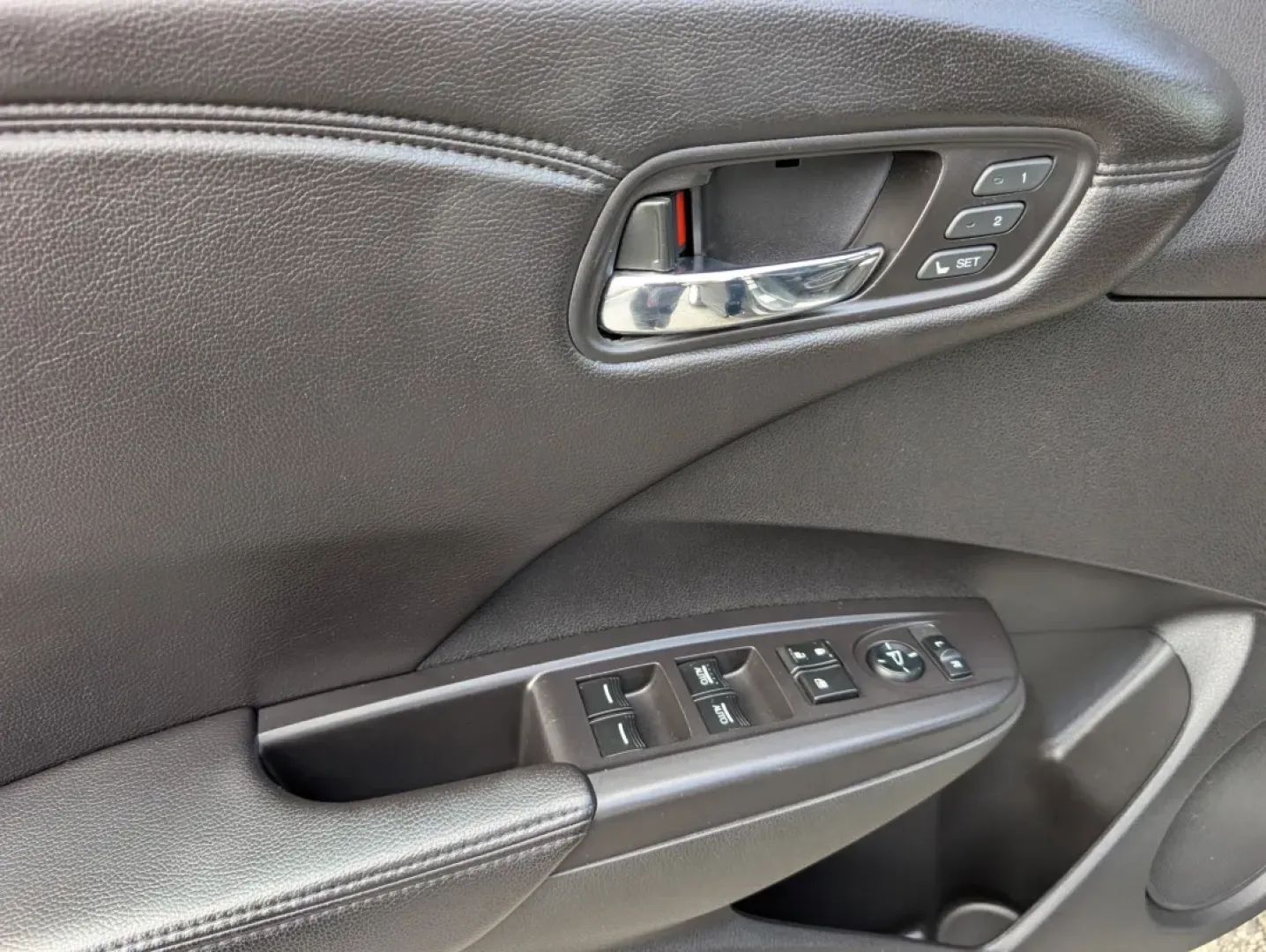 2015 Acura RDX (5J8TB3H38FL) with an Other engine, located at 5115 14th Ave., Columbus, GA, 31904, (706) 323-0345, 32.511494, -84.971046 - **Unlock Your Next Adventure with the 2015 Acura RDX!**<br /> <br /> Are you searching for the perfect vehicle that blends luxury with functionality? Look no further than this stunning 2015 Acura RDX, located right here at Gils Auto in Phenix City, AL. Whether you're embarking on a family road trip, - Photo#8