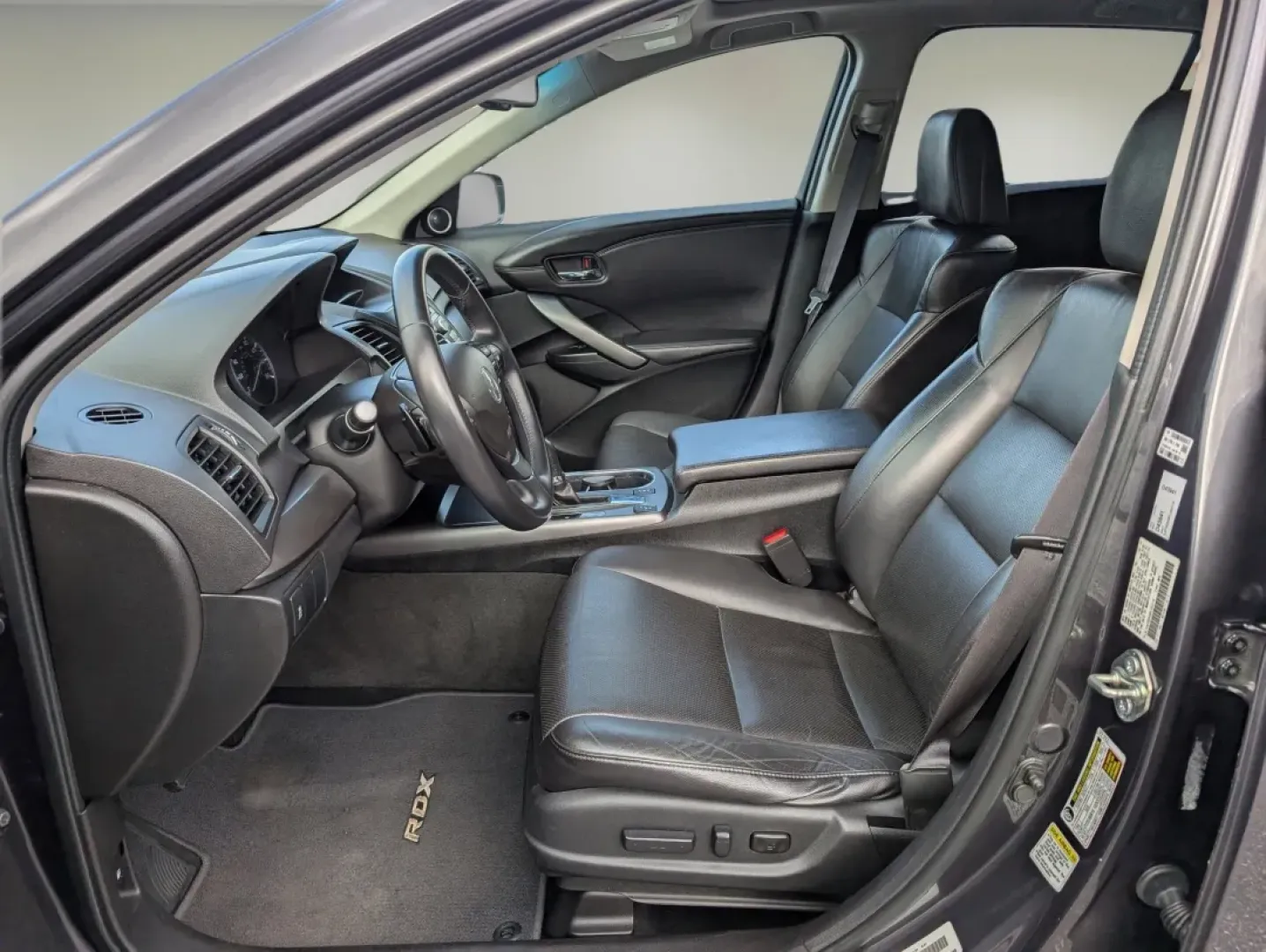 2015 Acura RDX (5J8TB3H38FL) with an Other engine, located at 5115 14th Ave., Columbus, GA, 31904, (706) 323-0345, 32.511494, -84.971046 - **Unlock Your Next Adventure with the 2015 Acura RDX!**<br /> <br /> Are you searching for the perfect vehicle that blends luxury with functionality? Look no further than this stunning 2015 Acura RDX, located right here at Gils Auto in Phenix City, AL. Whether you're embarking on a family road trip, - Photo#9