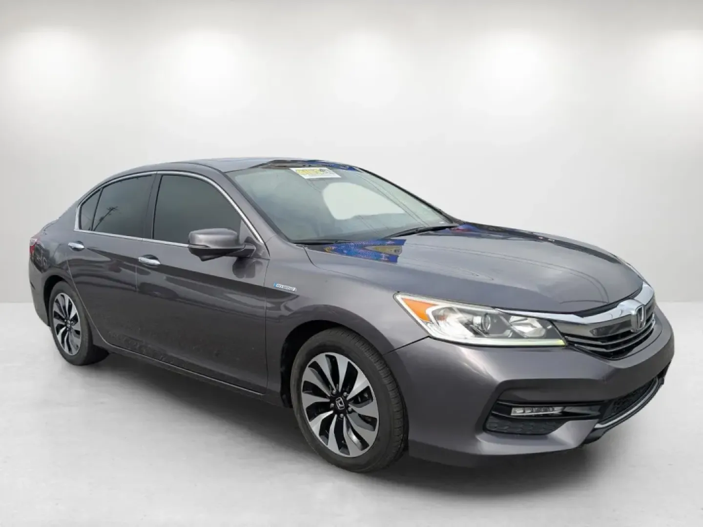 2017 Honda Accord Hybrid EX-L (JHMCR6F55HC) with an Other engine, located at 5115 14th Ave., Columbus, GA, 31904, (706) 323-0345, 32.511494, -84.971046 - **Experience the Perfect Blend of Comfort and Efficiency with the 2017 Honda Accord Hybrid EX-L at Gils Auto!**<br /> <br /> Are you ready to elevate your daily commute or weekend adventures? The 2017 Honda Accord Hybrid EX-L is the ideal blend of style, comfort, and advanced technology, perfect for - Photo#2