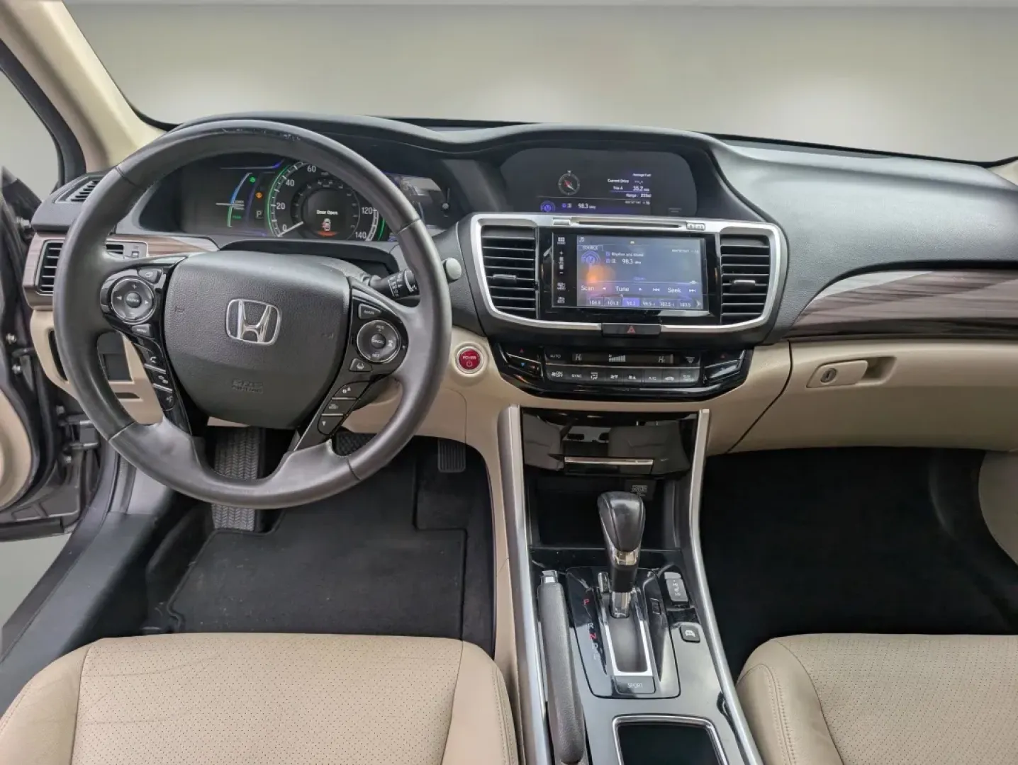 2017 Honda Accord Hybrid EX-L (JHMCR6F55HC) with an Other engine, located at 5115 14th Ave., Columbus, GA, 31904, (706) 323-0345, 32.511494, -84.971046 - **Experience the Perfect Blend of Comfort and Efficiency with the 2017 Honda Accord Hybrid EX-L at Gils Auto!**<br /> <br /> Are you ready to elevate your daily commute or weekend adventures? The 2017 Honda Accord Hybrid EX-L is the ideal blend of style, comfort, and advanced technology, perfect for - Photo#11