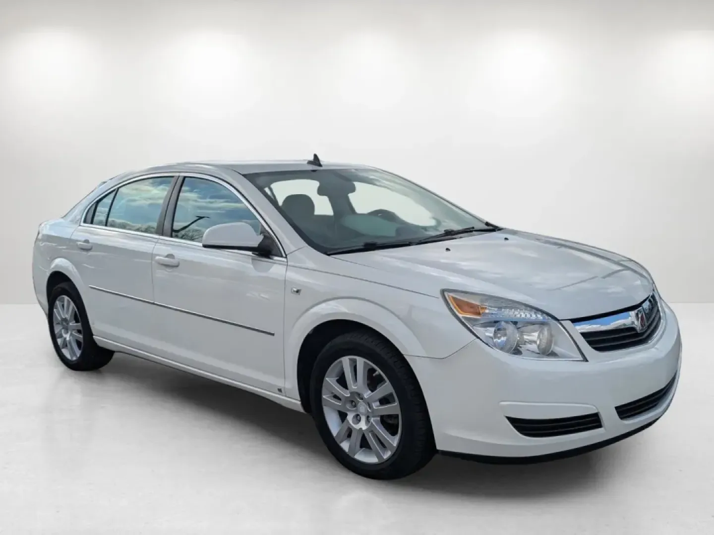 2008 /Gray Saturn Aura XE (1G8ZS57N78F) with an Other engine, located at 3959 U.S. 80 W, Phenix City, AL, 36870, (334) 297-4885, 32.469296, -85.135185 - ### Discover the Perfect Blend of Comfort and Affordability with the 2008 Saturn Aura XE<br /> <br /> Are you searching for a reliable sedan that caters to your daily commute while also offering the comfort and convenience that growing families crave? Look no further than the stunning 2008 Saturn Au - Photo#2