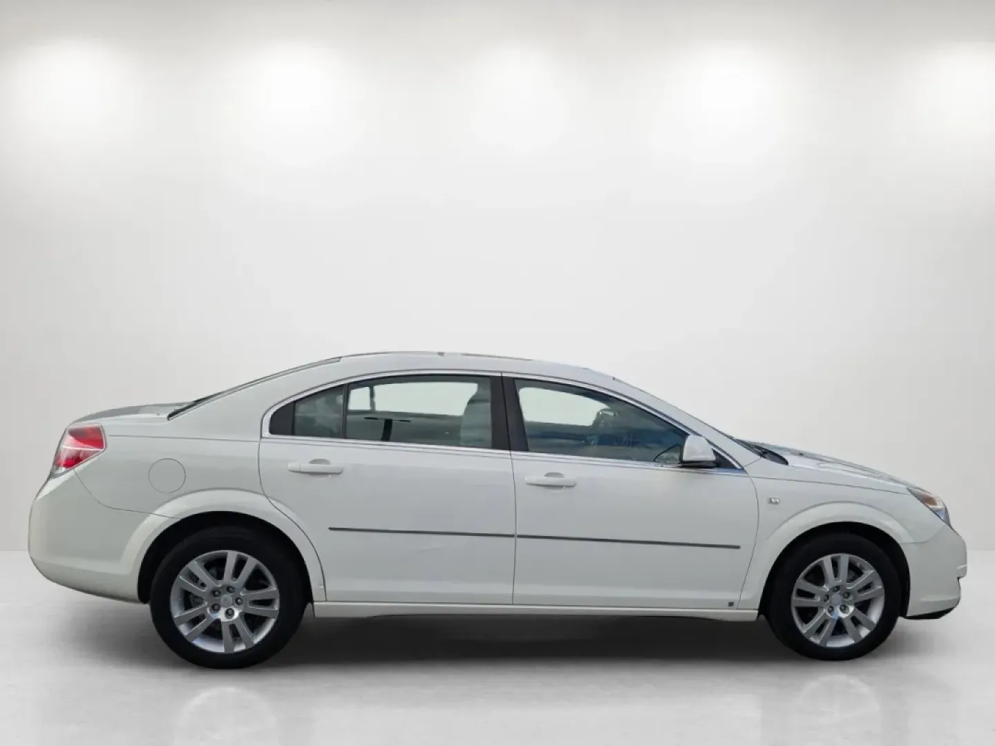 2008 /Gray Saturn Aura XE (1G8ZS57N78F) with an Other engine, located at 3959 U.S. 80 W, Phenix City, AL, 36870, (334) 297-4885, 32.469296, -85.135185 - ### Discover the Perfect Blend of Comfort and Affordability with the 2008 Saturn Aura XE<br /> <br /> Are you searching for a reliable sedan that caters to your daily commute while also offering the comfort and convenience that growing families crave? Look no further than the stunning 2008 Saturn Au - Photo#3