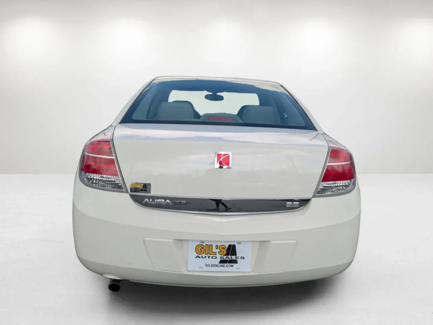 2008 /Gray Saturn Aura XE (1G8ZS57N78F) with an Other engine, located at 3959 U.S. 80 W, Phenix City, AL, 36870, (334) 297-4885, 32.469296, -85.135185 - ### Discover the Perfect Blend of Comfort and Affordability with the 2008 Saturn Aura XE<br /> <br /> Are you searching for a reliable sedan that caters to your daily commute while also offering the comfort and convenience that growing families crave? Look no further than the stunning 2008 Saturn Au - Photo#5