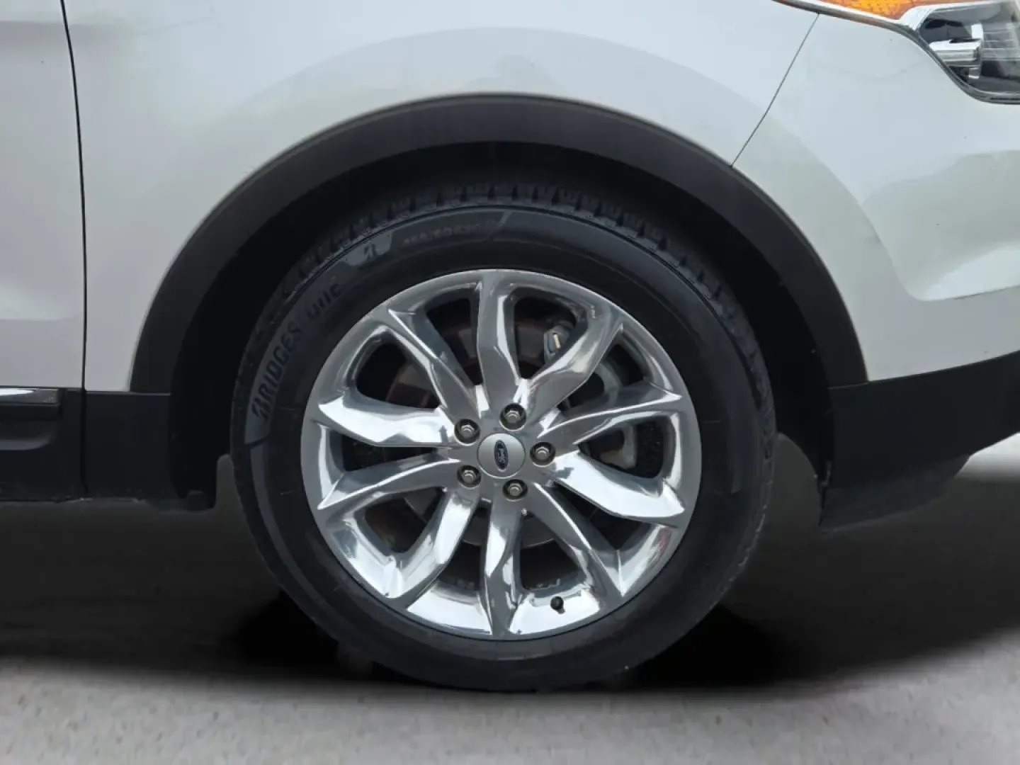 2015 Ford Explorer Limited (1FM5K7F8XFG) with an Other engine, located at 804 22nd Ave, Phenix City, AL, 36870, (334) 297-1860, 32.484749, -85.024475 - Embark on your next adventure with the 2015 Ford Explorer Limited, a versatile SUV that caters to families, weekend warriors, and commuters alike. Whether you're gearing up for a family road trip or tackling your daily commute, this vehicle strikes the perfect balance between comfort, technology, an - Photo#2