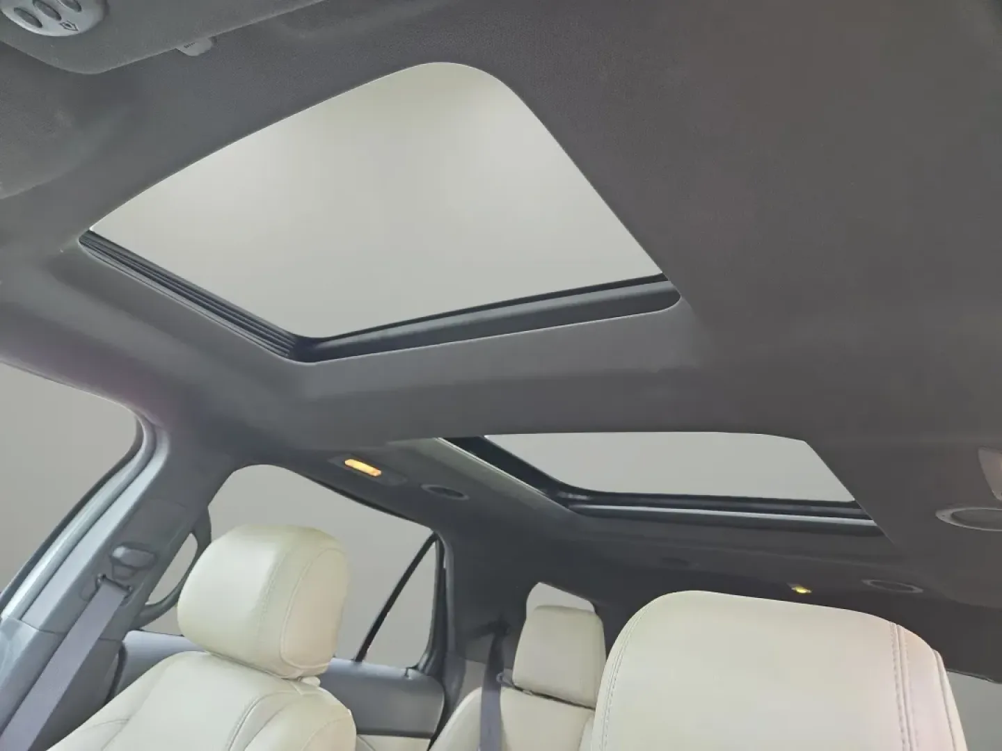 2015 Ford Explorer Limited (1FM5K7F8XFG) with an Other engine, located at 804 22nd Ave, Phenix City, AL, 36870, (334) 297-1860, 32.484749, -85.024475 - Embark on your next adventure with the 2015 Ford Explorer Limited, a versatile SUV that caters to families, weekend warriors, and commuters alike. Whether you're gearing up for a family road trip or tackling your daily commute, this vehicle strikes the perfect balance between comfort, technology, an - Photo#17