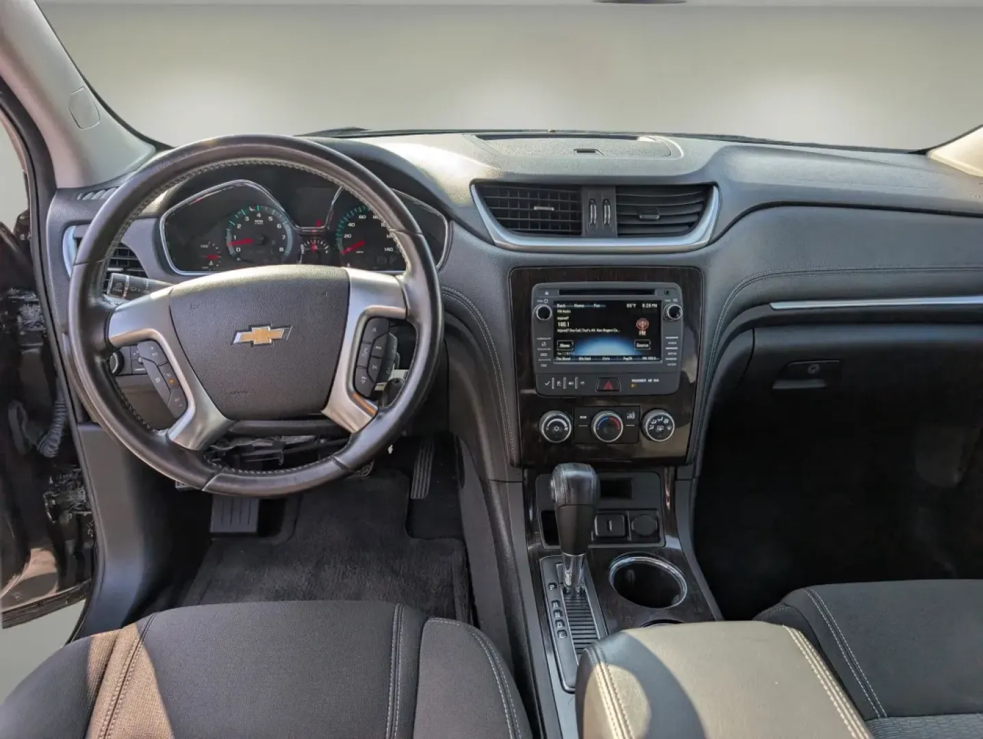 2017 /Ebony Chevrolet Traverse LT (1GNKVGKD1HJ) with an Other engine, located at 5115 14th Ave., Columbus, GA, 31904, (706) 323-0345, 32.511494, -84.971046 - **Discover Your Next Family Adventure with the 2017 Chevrolet Traverse LT at Gils Auto!**<br /> <br /> Are you ready to elevate your family outings, weekend getaways, or daily commutes? The 2017 Chevrolet Traverse LT is your perfect companion, designed to fit the lifestyle of growing families and bu - Photo#11