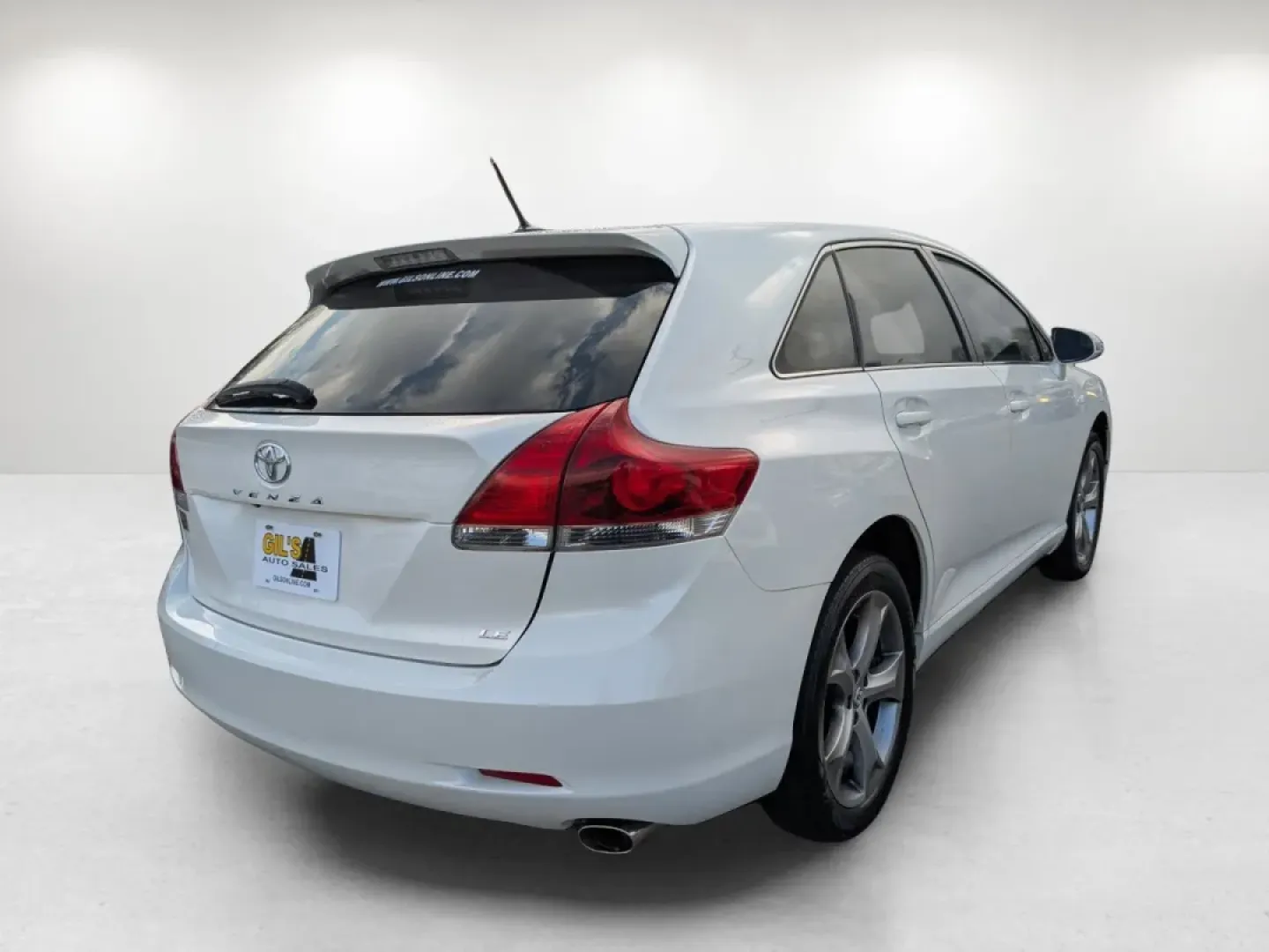 2013 Toyota Venza LE (4T3ZK3BB8DU) with an Other engine, located at 1430 Gateway Drive, Opelika, AL, 36801, (334) 239-0944, 32.637871, -85.409790 - **Explore New Horizons with the 2013 Toyota Venza Your Ultimate Companion for Adventures!**<br /> <br /> Are you ready to elevate your lifestyle with a vehicle that seamlessly blends style, comfort, and practicality? Look no further than the 2013 Toyota Venza, available now at Gils Auto in Phenix C - Photo#4