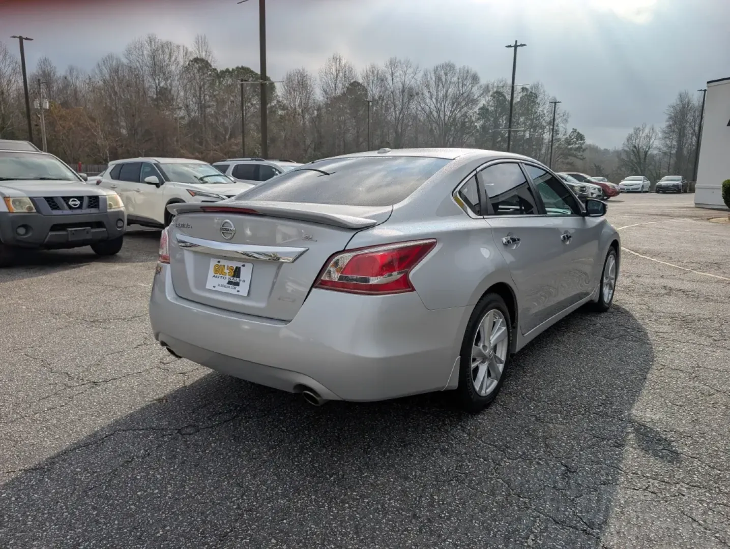 2013 /Charcoal Nissan Altima 2.5 SL (1N4AL3AP9DC) with an Other engine, located at 3959 U.S. 80 W, Phenix City, AL, 36870, (334) 297-4885, 32.469296, -85.135185 - **Drive Into Adventure with the 2013 Nissan Altima 2.5 SL at Gils Auto - Phenix City!**<br /> <br /> Are you ready for a vehicle that complements your active lifestyle? The 2013 Nissan Altima 2.5 SL is your ticket to seamless daily commutes and weekend getaways. Whether you're a busy professional na - Photo#4