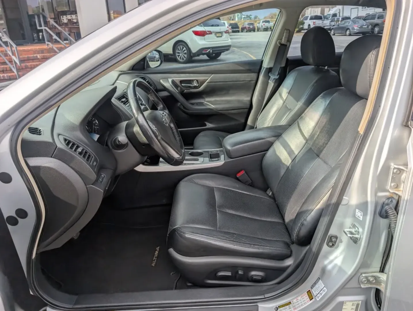 2013 /Charcoal Nissan Altima 2.5 SL (1N4AL3AP9DC) with an Other engine, located at 3959 U.S. 80 W, Phenix City, AL, 36870, (334) 297-4885, 32.469296, -85.135185 - **Drive Into Adventure with the 2013 Nissan Altima 2.5 SL at Gils Auto - Phenix City!**<br /> <br /> Are you ready for a vehicle that complements your active lifestyle? The 2013 Nissan Altima 2.5 SL is your ticket to seamless daily commutes and weekend getaways. Whether you're a busy professional na - Photo#9