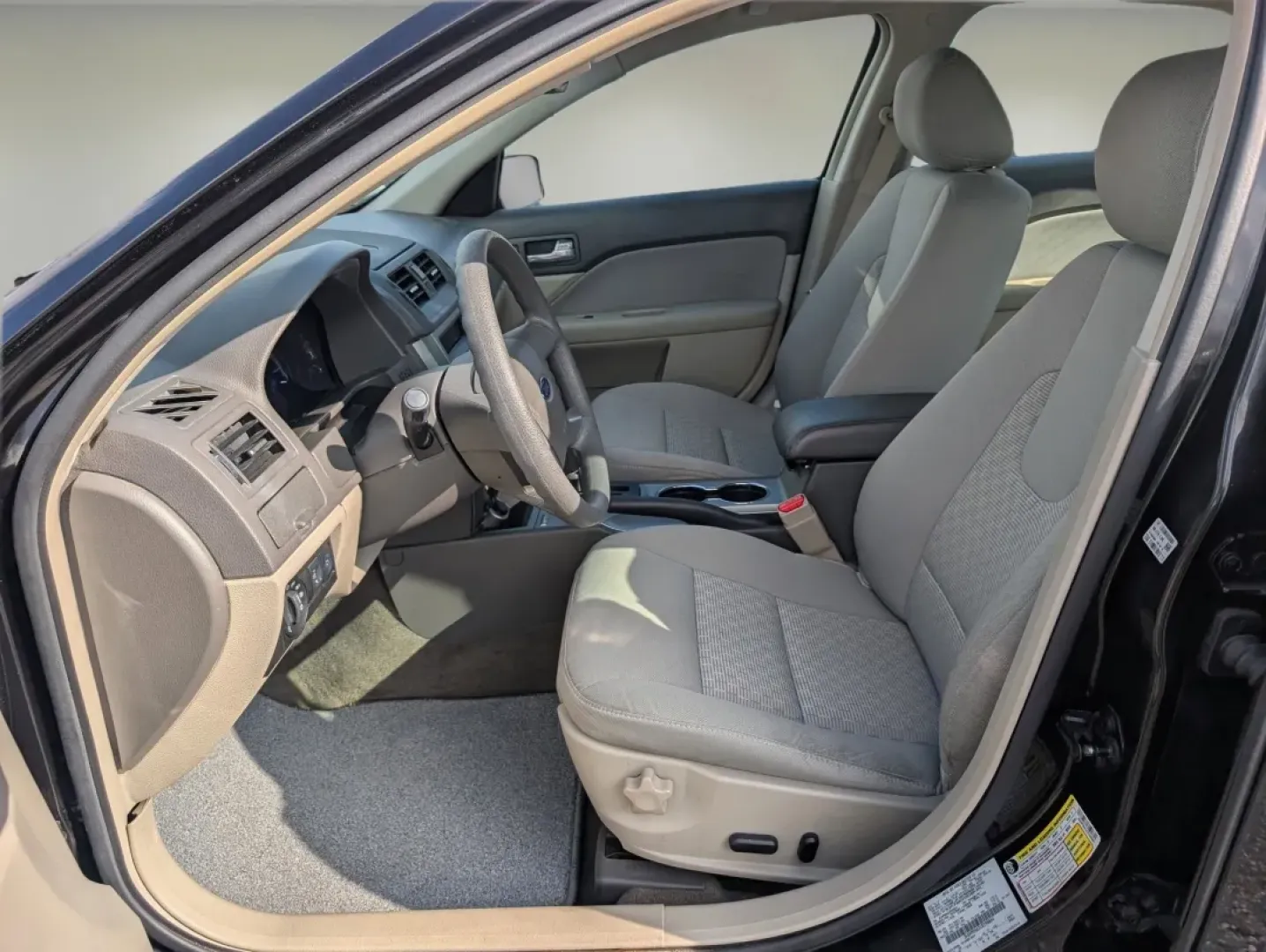 2012 Ford Fusion SE (3FAHP0HA2CR) with an Other engine, located at 5115 14th Ave., Columbus, GA, 31904, (706) 323-0345, 32.511494, -84.971046 - **Discover Adventure with the 2012 Ford Fusion SE at Gils Auto Your Local Buy Here Pay Here Dealership!**<br /> <br /> Are you ready to elevate your daily commute or weekend getaways? Look no further than the stunning 2012 Ford Fusion SE, available now at Gils Auto in Phenix City, AL. Whether you'r - Photo#9