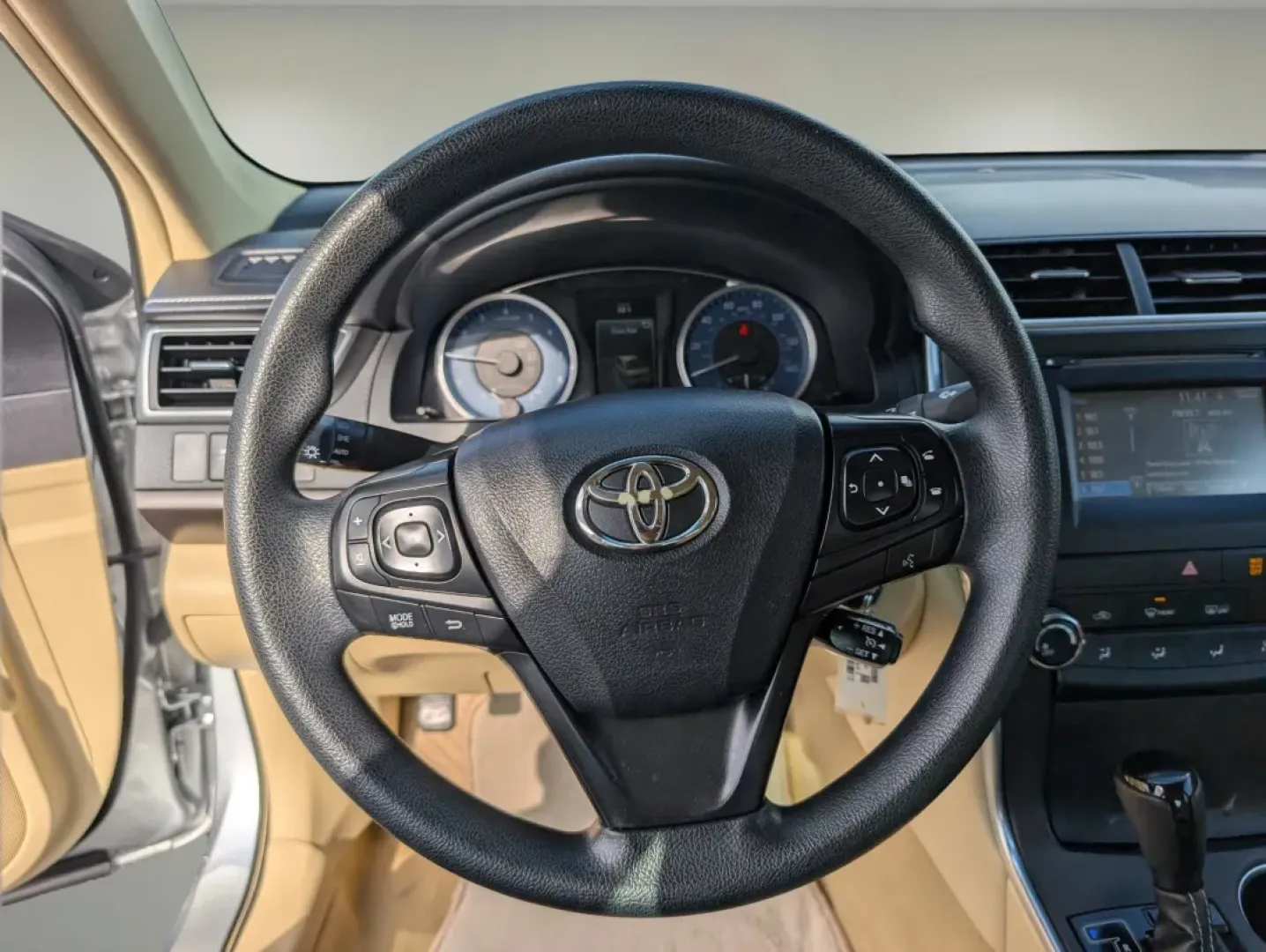 2017 Toyota Camry LE (4T1BF1FK4HU) with an Other engine, located at 804 22nd Ave, Phenix City, AL, 36870, (334) 297-1860, 32.484749, -85.024475 - **Experience the Freedom of the Open Road with the 2017 Toyota Camry at Gils Auto!**<br /> <br /> Are you ready to upgrade your driving experience? Perfect for long commutes or weekend adventures, the 2017 Toyota Camry combines reliability, comfort, and fuel efficiency to meet the needs of today's b - Photo#15