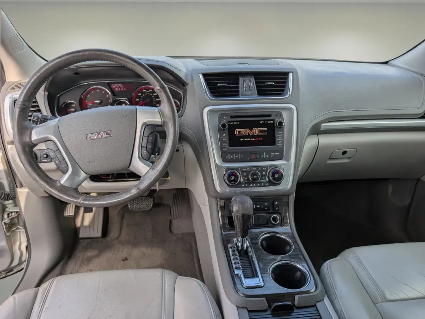 2017 /Light Titanium GMC Acadia Limited (1GKKRSKD4HJ) with an Other engine, located at 804 22nd Ave, Phenix City, AL, 36870, (334) 297-1860, 32.484749, -85.024475 - **Adventure Awaits with the 2017 GMC Acadia Limited at Gils Auto - Phenix City #2!**<br /> <br /> Looking for a versatile SUV that can handle your adventurous lifestyle? The 2017 GMC Acadia Limited is the perfect blend of comfort, style, and functionality, making it an ideal choice for growing famil - Photo#12