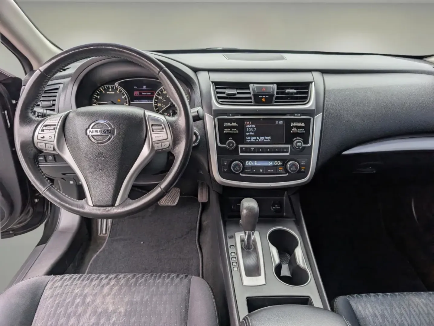 2017 /Charcoal Nissan Altima 2.5 SV (1N4AL3AP1HC) with an Other engine, located at 5115 14th Ave., Columbus, GA, 31904, (706) 323-0345, 32.511494, -84.971046 - Are you in search of a reliable vehicle that seamlessly fits into your busy lifestyle? Look no further than this stunning 2017 Nissan Altima 2.5 SV, available now at Gils Auto in Phenix City, AL. Perfect for daily commutes, weekend getaways, or even family outings, this sedan blends comfort, style, - Photo#10