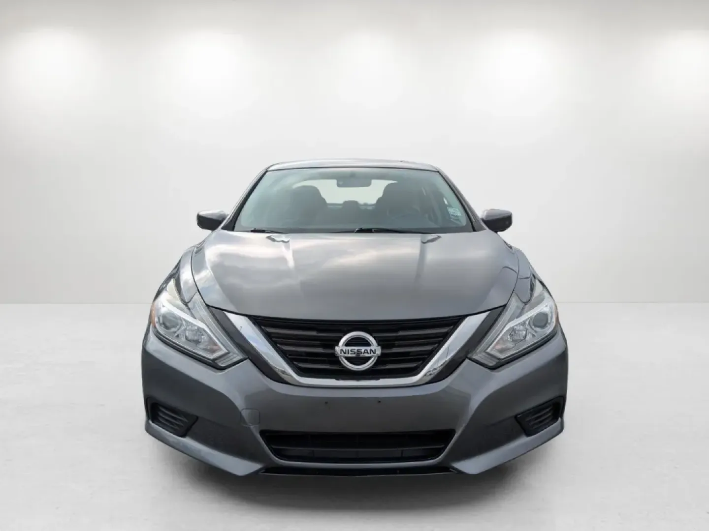 2016 Nissan Altima 2.5 (1N4AL3AP1GC) with an Other engine, located at 7000 Northlake Connector, Columbus, GA, 31904, (706) 987-8085, 32.524975, -84.978134 - **Discover Your Next Adventure with the 2016 Nissan Altima - Perfect for Everyday Life!**<br /> <br /> Are you searching for a reliable vehicle that fits seamlessly into your busy lifestyle? Look no further! The 2016 Nissan Altima 2.5, available at Gils Auto in Phenix City, AL, is the perfect sedan - Photo#1