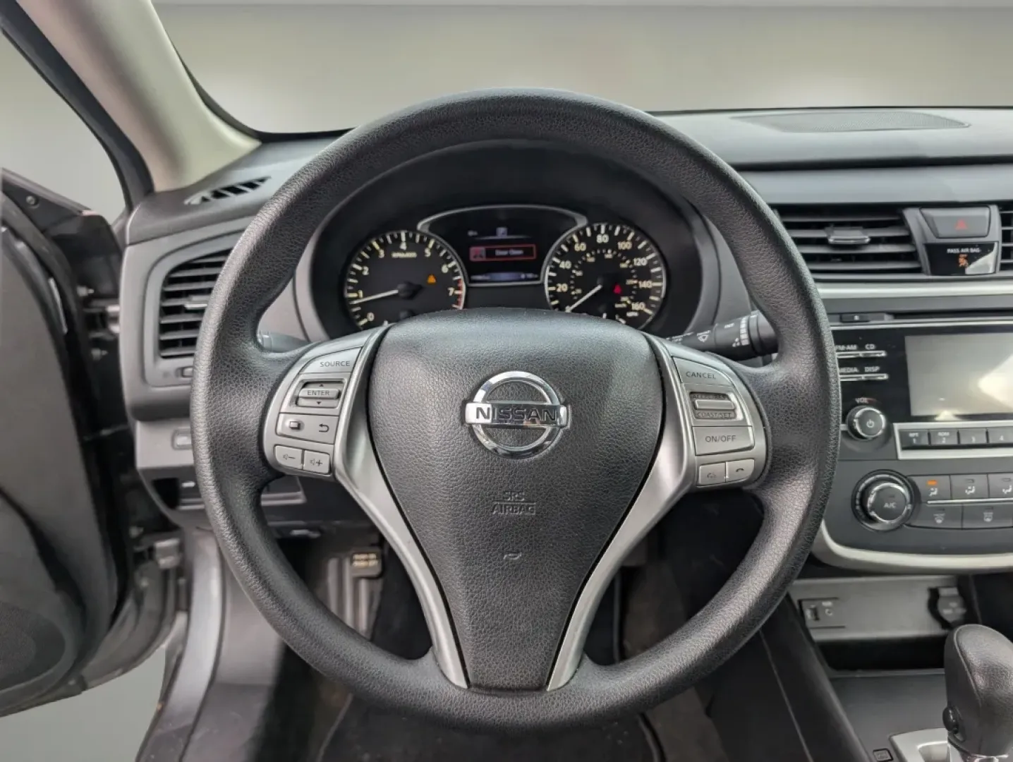 2016 Nissan Altima 2.5 (1N4AL3AP1GC) with an Other engine, located at 7000 Northlake Connector, Columbus, GA, 31904, (706) 987-8085, 32.524975, -84.978134 - **Discover Your Next Adventure with the 2016 Nissan Altima - Perfect for Everyday Life!**<br /> <br /> Are you searching for a reliable vehicle that fits seamlessly into your busy lifestyle? Look no further! The 2016 Nissan Altima 2.5, available at Gils Auto in Phenix City, AL, is the perfect sedan - Photo#15