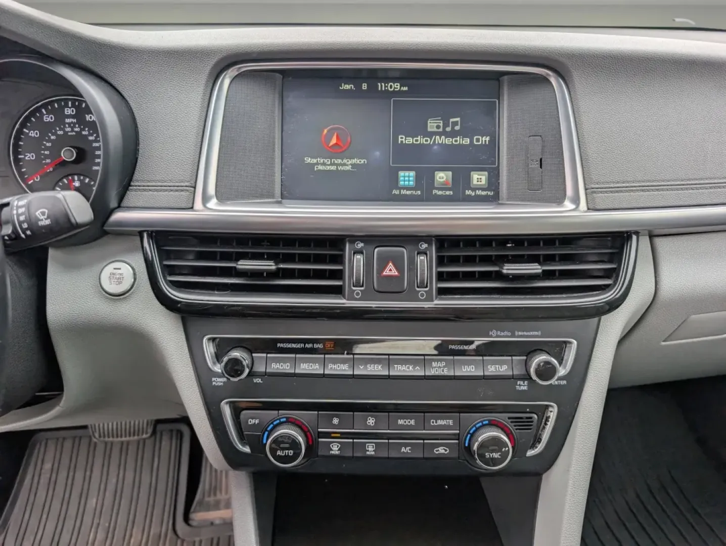 2016 /Gray Kia Optima EX (5XXGU4L36GG) with an Other engine, located at 804 22nd Ave, Phenix City, AL, 36870, (334) 297-1860, 32.484749, -85.024475 - **Drive Your Future with the 2016 Kia Optima EX at Gils Auto in Phenix City, AL!**<br /> <br /> Imagine the freedom of hitting the open road, whether you're commuting to work, running errands, or embarking on a weekend getaway. The 2016 Kia Optima EX is not just a car; it's your gateway to a lifesty - Photo#14