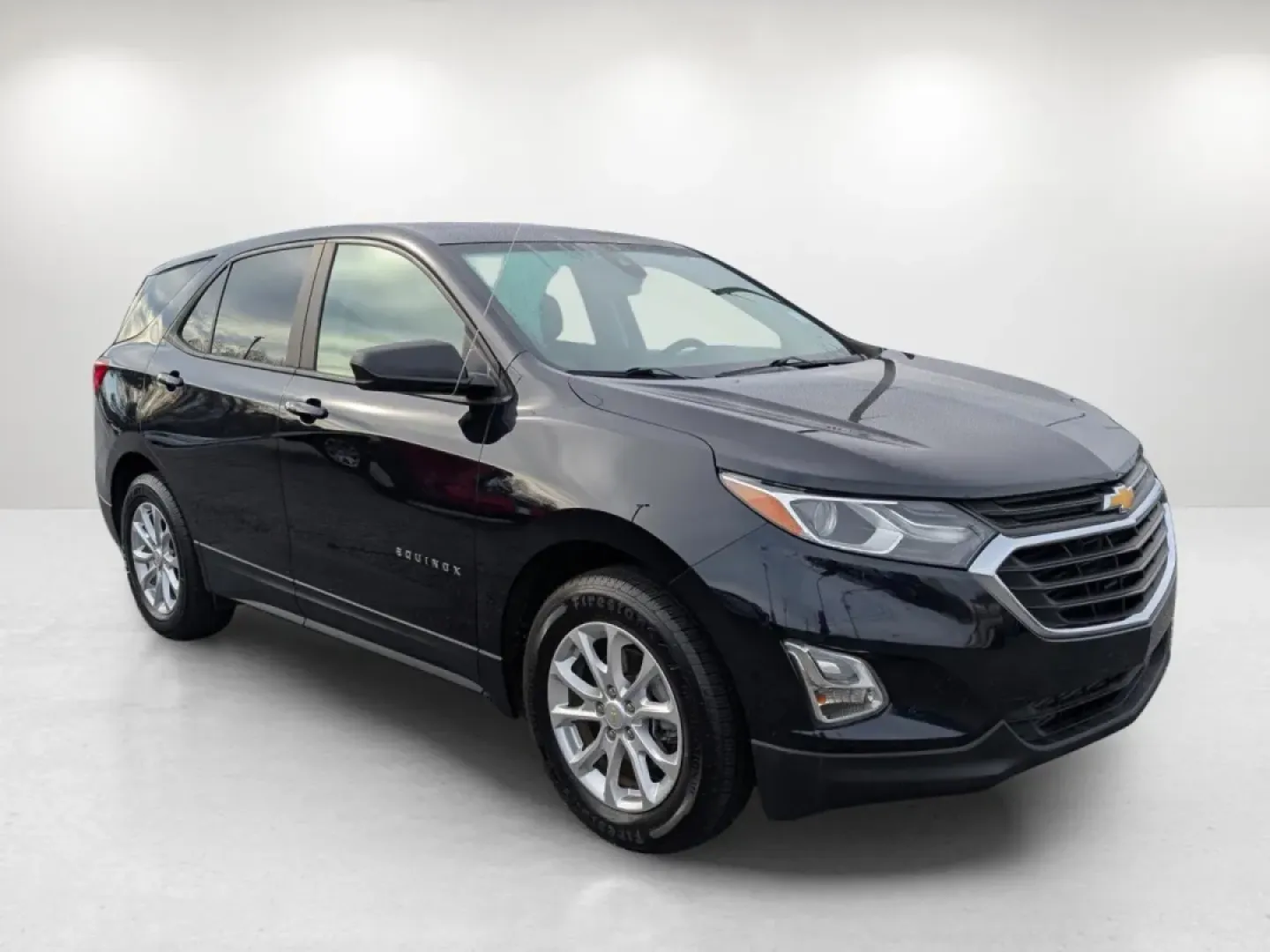 2020 /Medium Ash Gray Chevrolet Equinox LS (2GNAXHEV0L6) with an Other engine, located at 7000 Northlake Connector, Columbus, GA, 31904, (706) 987-8085, 32.524975, -84.978134 - ### Discover Your Next Adventure with This 2020 Chevrolet Equinox at Gils Auto!<br /> <br /> Are you seeking the perfect vehicle for family outings, daily commutes, or weekend adventures? Look no further! The 2020 Chevrolet Equinox LS is designed with versatility and comfort in mind, making it an id - Photo#2