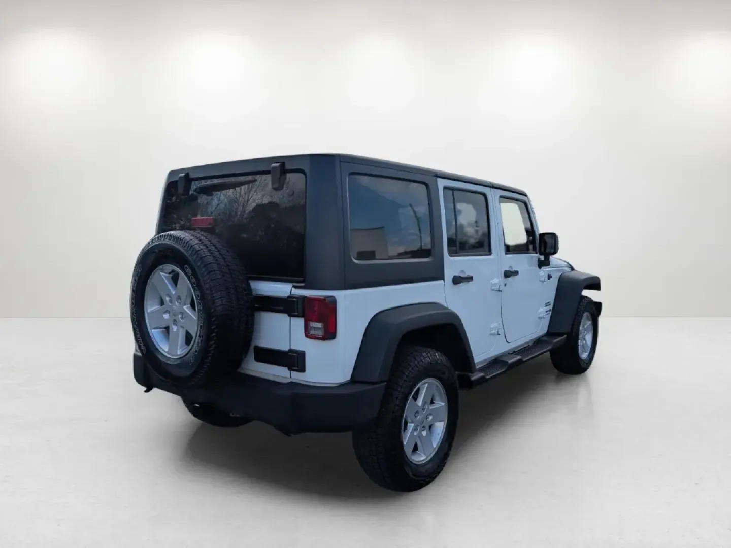 2018 /Black Jeep Wrangler Sport S (1C4BJWDG1JL) with an Other engine, located at 3959 U.S. 80 W, Phenix City, AL, 36870, (334) 297-4885, 32.469296, -85.135185 - **Adventure Awaits with This 2018 Jeep Wrangler Sport S in Phenix City, AL!**<br /> <br /> Are you ready to embark on thrilling adventures or conquer your daily commute with style? Look no further than this 2018 Jeep Wrangler Sport S, a versatile SUV designed for both rugged terrains and urban lands - Photo#5
