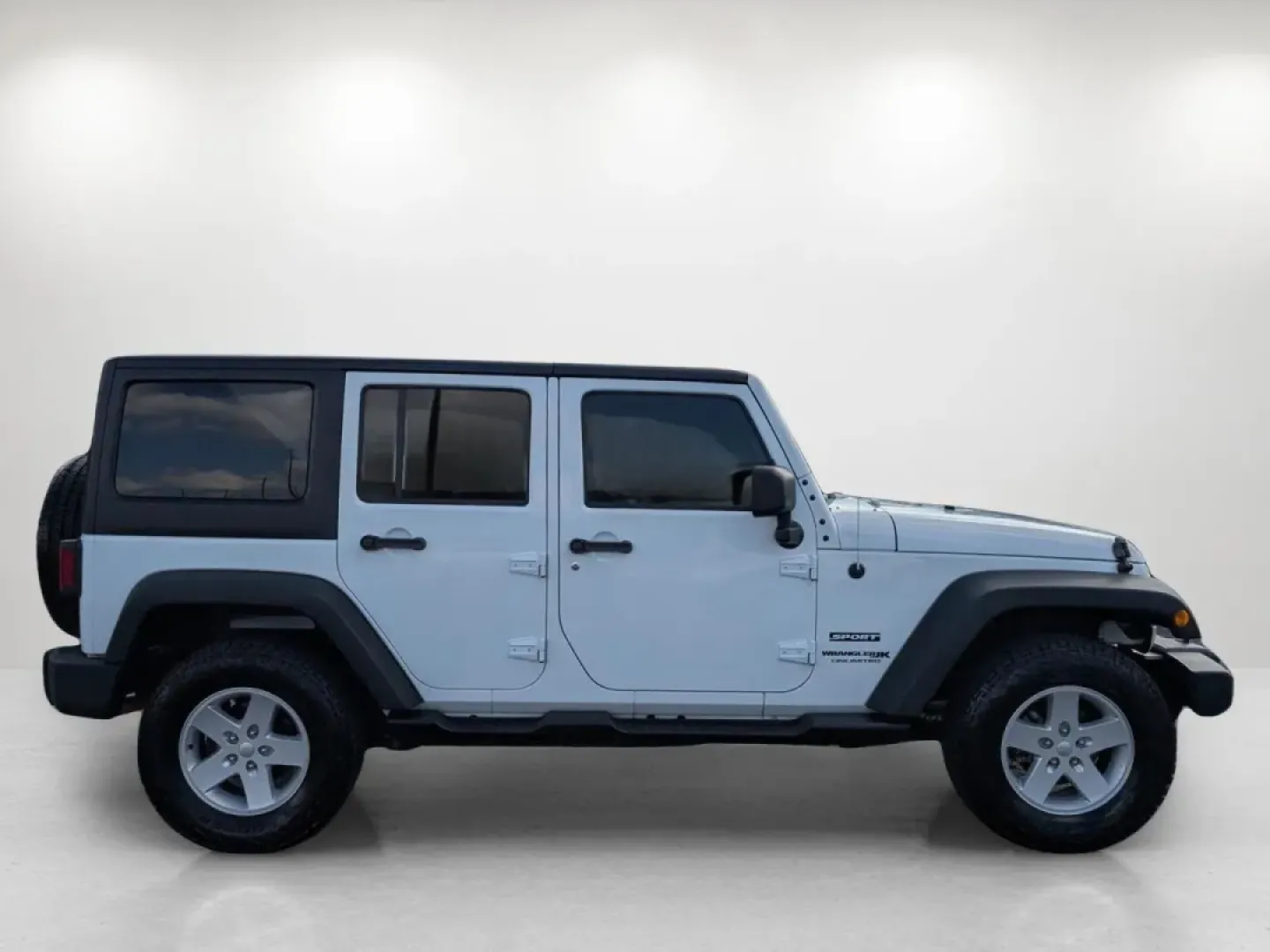 2018 /Black Jeep Wrangler Sport S (1C4BJWDG1JL) with an Other engine, located at 1430 Gateway Drive, Opelika, AL, 36801, (334) 239-0944, 32.637871, -85.409790 - **Adventure Awaits with This 2018 Jeep Wrangler Sport S in Phenix City, AL!**<br /> <br /> Are you ready to embark on thrilling adventures or conquer your daily commute with style? Look no further than this 2018 Jeep Wrangler Sport S, a versatile SUV designed for both rugged terrains and urban lands - Photo#3