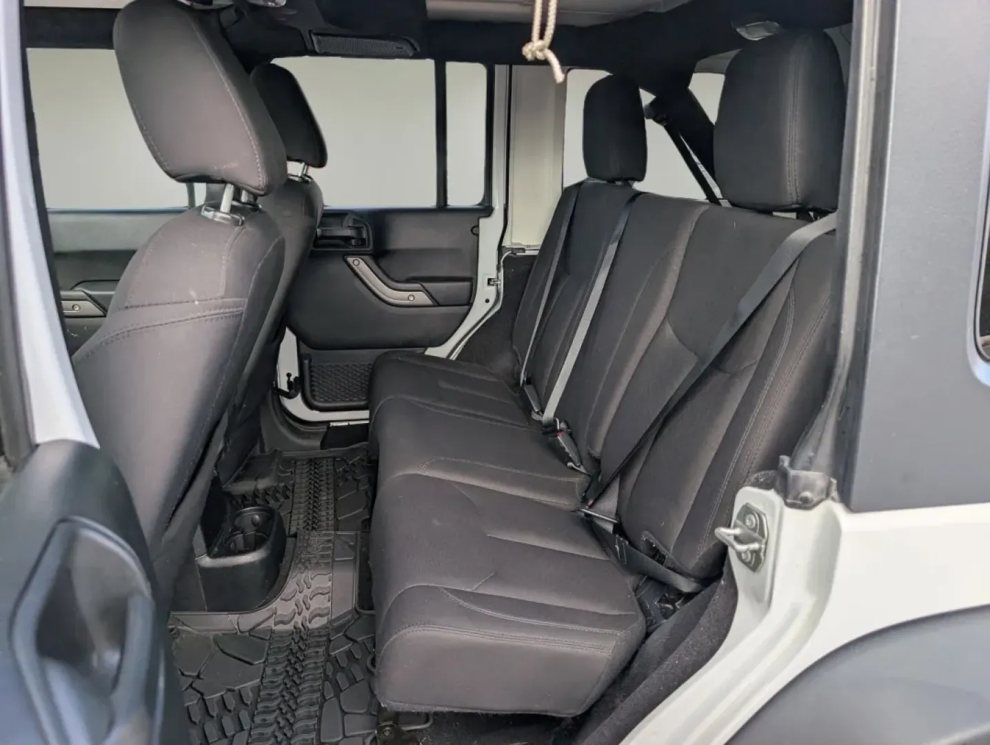 2018 /Black Jeep Wrangler Sport S (1C4BJWDG1JL) with an Other engine, located at 1430 Gateway Drive, Opelika, AL, 36801, (334) 239-0944, 32.637871, -85.409790 - **Adventure Awaits with This 2018 Jeep Wrangler Sport S in Phenix City, AL!**<br /> <br /> Are you ready to embark on thrilling adventures or conquer your daily commute with style? Look no further than this 2018 Jeep Wrangler Sport S, a versatile SUV designed for both rugged terrains and urban lands - Photo#10