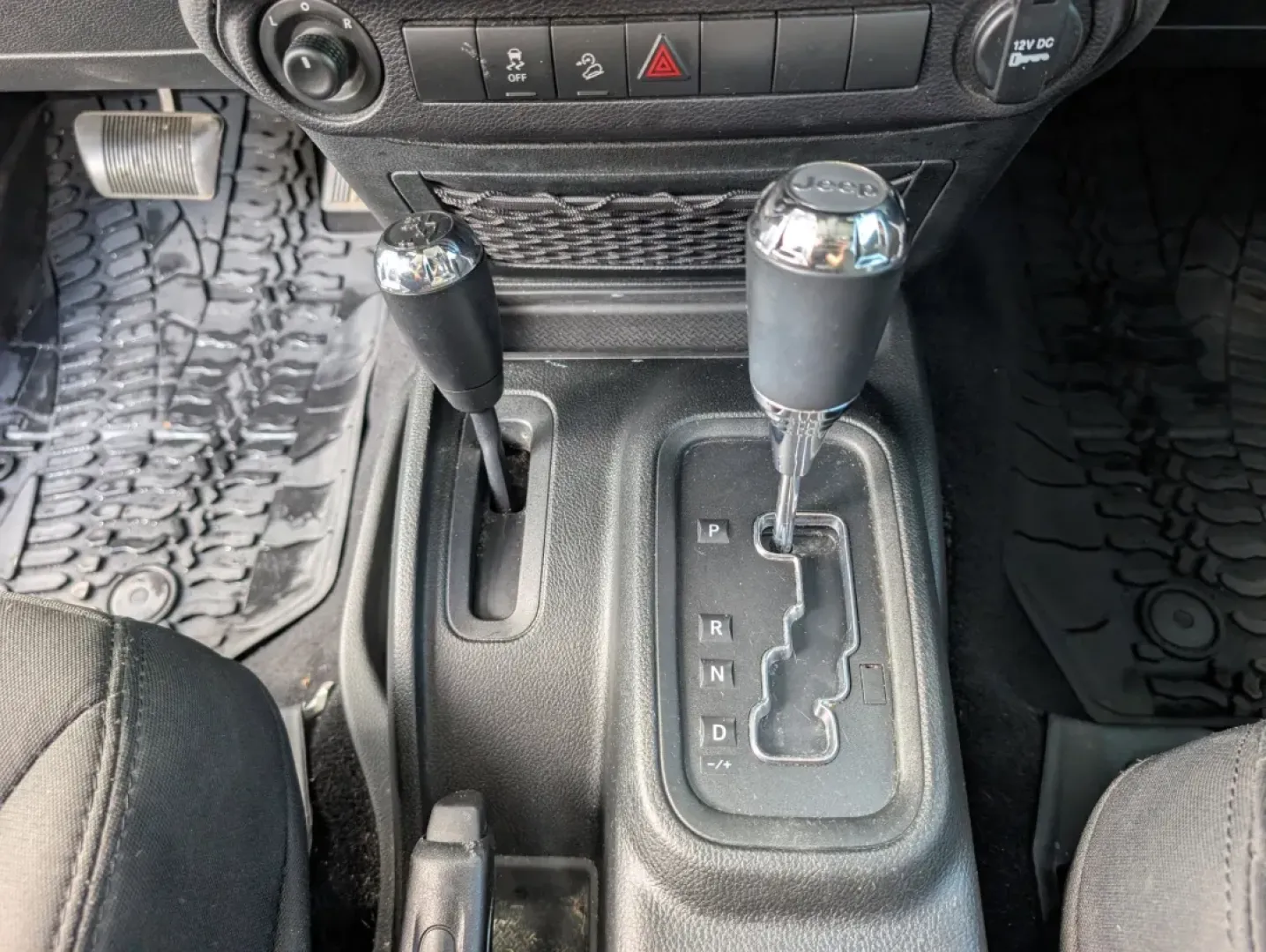 2018 /Black Jeep Wrangler Sport S (1C4BJWDG1JL) with an Other engine, located at 1430 Gateway Drive, Opelika, AL, 36801, (334) 239-0944, 32.637871, -85.409790 - **Adventure Awaits with This 2018 Jeep Wrangler Sport S in Phenix City, AL!**<br /> <br /> Are you ready to embark on thrilling adventures or conquer your daily commute with style? Look no further than this 2018 Jeep Wrangler Sport S, a versatile SUV designed for both rugged terrains and urban lands - Photo#13