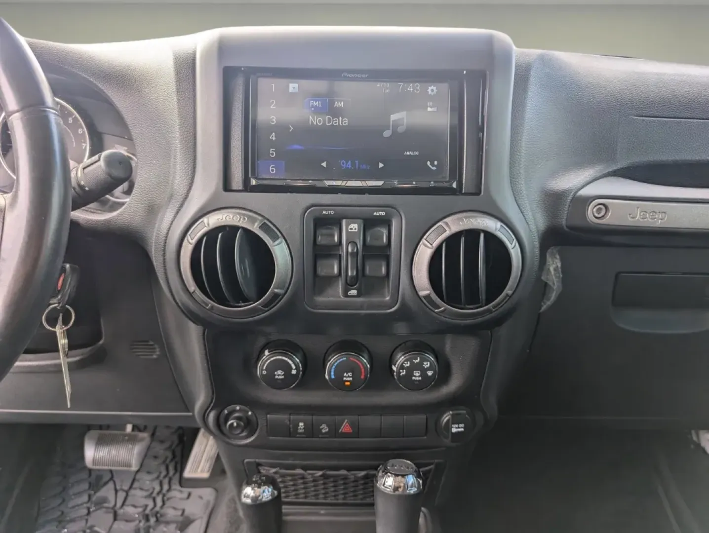 2018 /Black Jeep Wrangler Sport S (1C4BJWDG1JL) with an Other engine, located at 1430 Gateway Drive, Opelika, AL, 36801, (334) 239-0944, 32.637871, -85.409790 - **Adventure Awaits with This 2018 Jeep Wrangler Sport S in Phenix City, AL!**<br /> <br /> Are you ready to embark on thrilling adventures or conquer your daily commute with style? Look no further than this 2018 Jeep Wrangler Sport S, a versatile SUV designed for both rugged terrains and urban lands - Photo#14