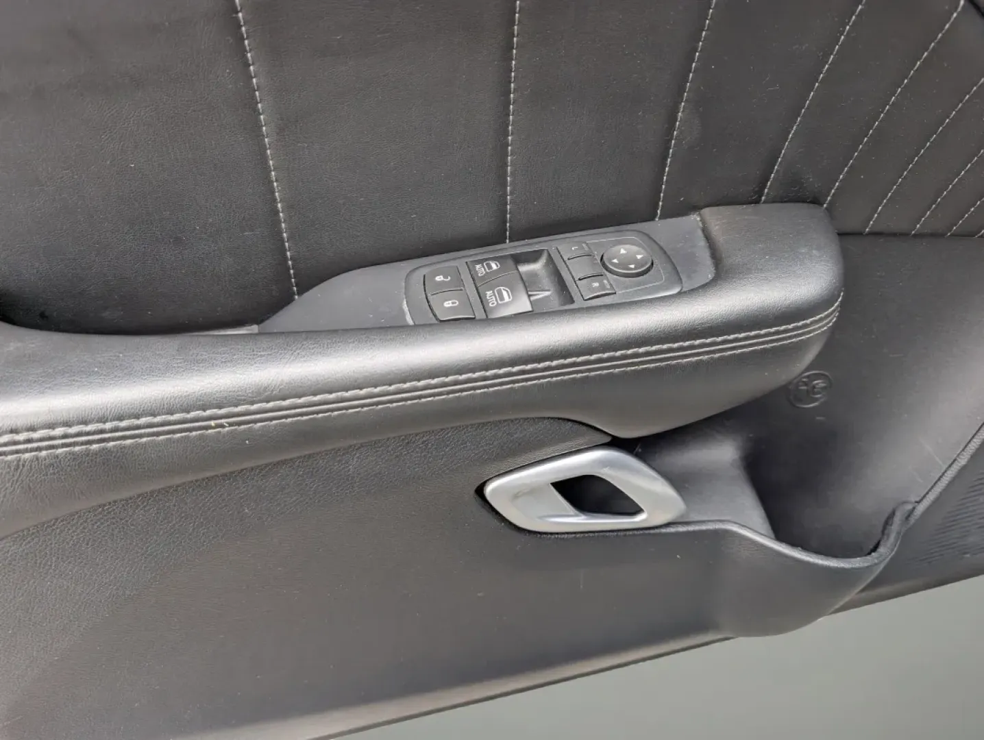 2017 /Black Dodge Challenger 392 Hemi Scat Pack Shaker (2C3CDZFJ4HH) with an Other engine, located at 7000 Northlake Connector, Columbus, GA, 31904, (706) 987-8085, 32.524975, -84.978134 - **Experience the Thrill of the Open Road with the 2017 Dodge Challenger 392 Hemi Scat Pack Shaker at Gils Auto - Phenix City - Prime!**<br /> <br /> Unleash your inner speed demon with this striking 2017 Dodge Challenger 392 Hemi Scat Pack Shaker, now available at Gils Auto - Phenix City - Prime! Th - Photo#8