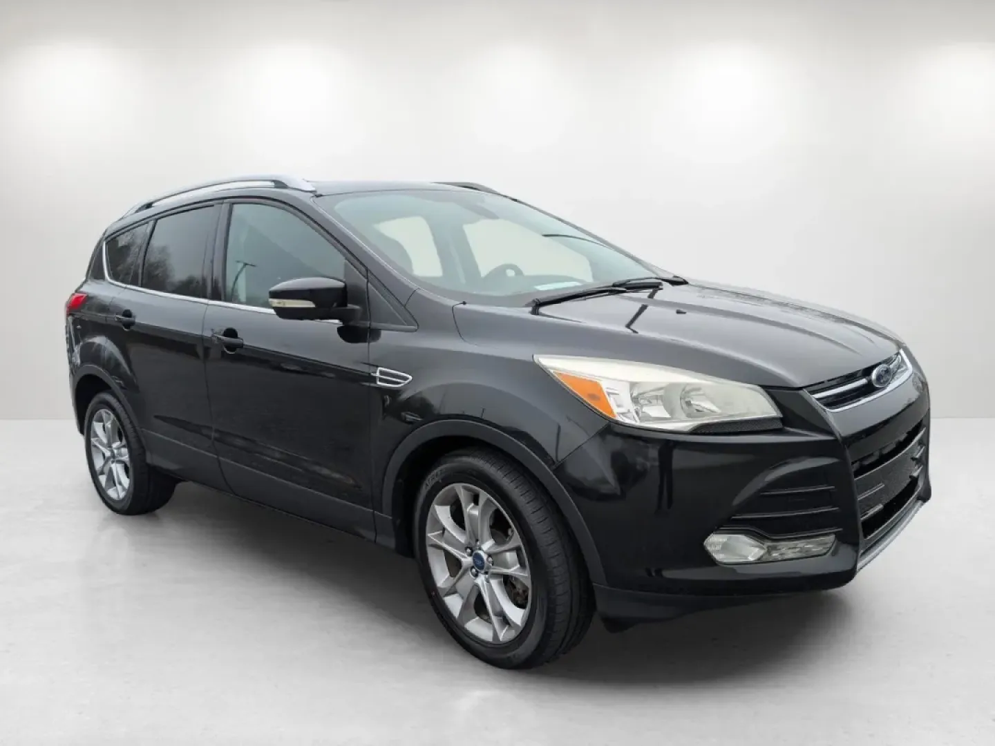 2014 Ford Escape Titanium (1FMCU0J99EU) with an Other engine, located at 3959 U.S. 80 W, Phenix City, AL, 36870, (334) 297-4885, 32.469296, -85.135185 - **Adventure Awaits with This 2014 Ford Escape Titanium - Perfect for Families and Daily Commuters!**<br /> <br /> Are you on the lookout for a versatile vehicle that fits seamlessly into your lifestyle? Look no further than this stylish 2014 Ford Escape Titanium, available now at Gils Auto, located - Photo#3