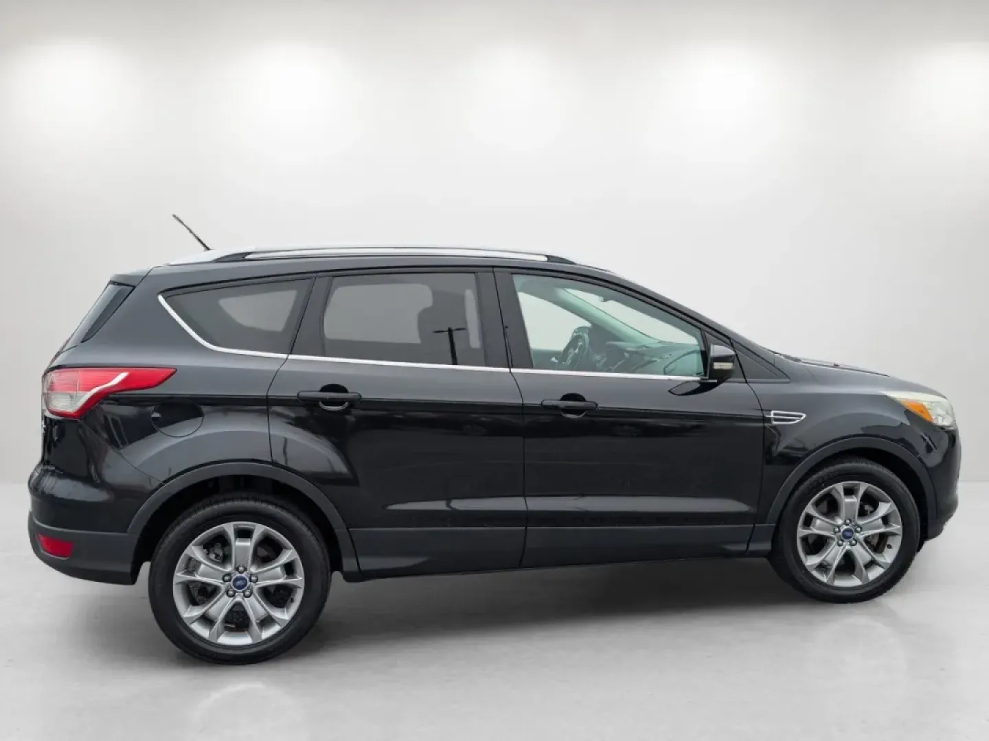 2014 Ford Escape Titanium (1FMCU0J99EU) with an Other engine, located at 3959 U.S. 80 W, Phenix City, AL, 36870, (334) 297-4885, 32.469296, -85.135185 - **Adventure Awaits with This 2014 Ford Escape Titanium - Perfect for Families and Daily Commuters!**<br /> <br /> Are you on the lookout for a versatile vehicle that fits seamlessly into your lifestyle? Look no further than this stylish 2014 Ford Escape Titanium, available now at Gils Auto, located - Photo#4