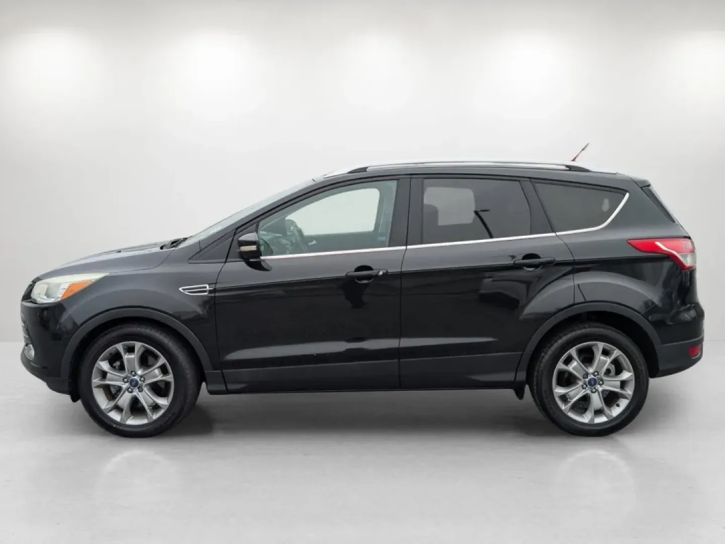 2014 Ford Escape Titanium (1FMCU0J99EU) with an Other engine, located at 3959 U.S. 80 W, Phenix City, AL, 36870, (334) 297-4885, 32.469296, -85.135185 - **Adventure Awaits with This 2014 Ford Escape Titanium - Perfect for Families and Daily Commuters!**<br /> <br /> Are you on the lookout for a versatile vehicle that fits seamlessly into your lifestyle? Look no further than this stylish 2014 Ford Escape Titanium, available now at Gils Auto, located - Photo#8