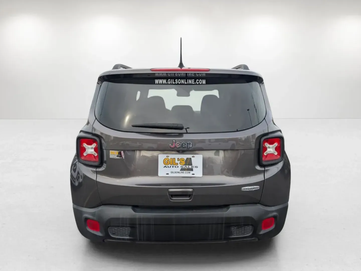 2019 /Black Jeep Renegade Latitude (ZACNJABB8KP) with an Other engine, located at 3959 U.S. 80 W, Phenix City, AL, 36870, (334) 297-4885, 32.469296, -85.135185 - Discover your next adventure with the 2019 Jeep Renegade Latitude, a versatile crossover that seamlessly combines comfort, style, and capability. Perfect for weekend getaways, daily commutes, and everything in between, this Jeep is designed for those who crave exploration without sacrificing everyda - Photo#5