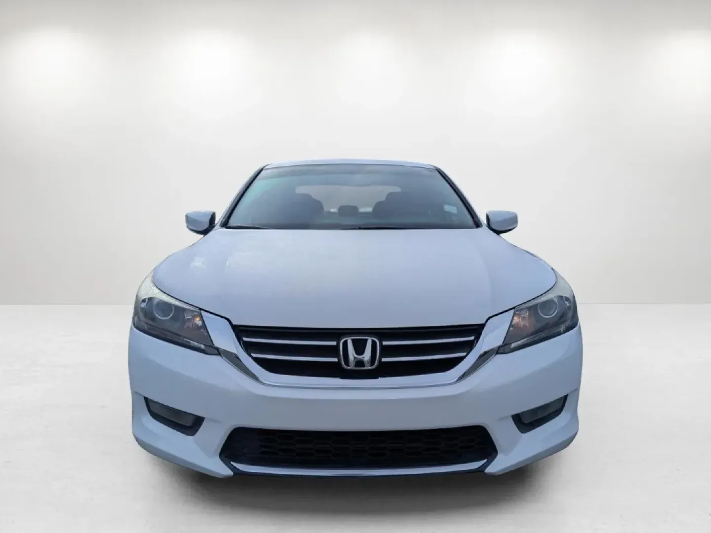 2015 Honda Accord Sedan Sport (1HGCR2F52FA) with an Other engine, located at 5115 14th Ave., Columbus, GA, 31904, (706) 323-0345, 32.511494, -84.971046 - Are you searching for a reliable sedan that perfectly balances style, comfort, and practicality? Look no further than this **2015 Honda Accord Sedan** available at **Gils Auto**, your trusted **Buy Here Pay Here dealership** located at **3959 U.S. 80 W, Phenix City, AL 36870**. With a focus on **gua - Photo#1