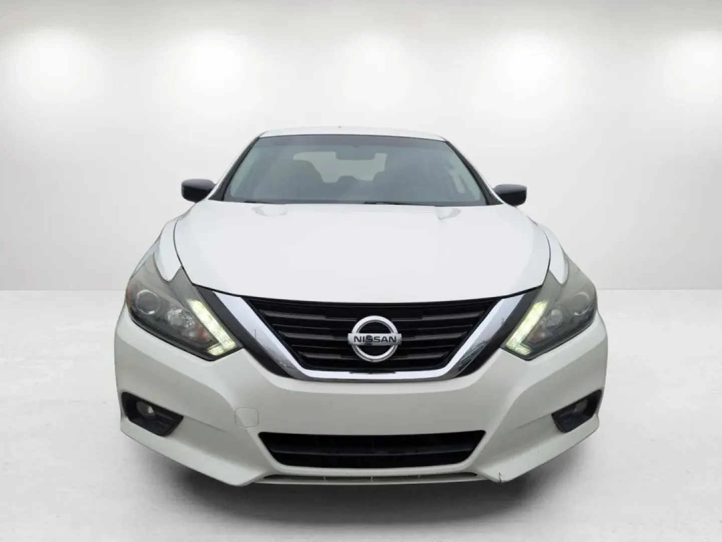 2017 /Sport Interior Nissan Altima 2.5 SR (1N4AL3AP3HC) with an Other engine, located at 7000 Northlake Connector, Columbus, GA, 31904, (706) 987-8085, 32.524975, -84.978134 - ### Discover Your Next Adventure with the 2017 Nissan Altima 2.5 SR at Gils Auto<br /> <br /> If you're in the market for a reliable vehicle that effortlessly balances style, comfort, and performance, look no further than this stunning 2017 Nissan Altima 2.5 SR, available now at Gils Auto in Phenix - Photo#1