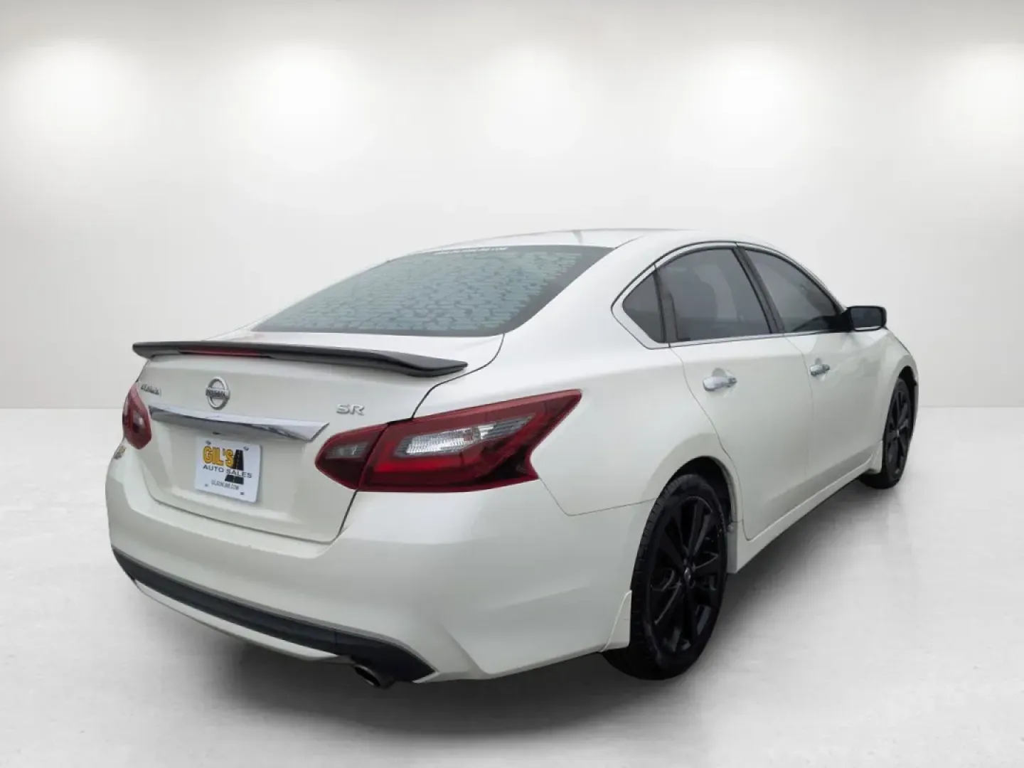 2017 /Sport Interior Nissan Altima 2.5 SR (1N4AL3AP3HC) with an Other engine, located at 7000 Northlake Connector, Columbus, GA, 31904, (706) 987-8085, 32.524975, -84.978134 - ### Discover Your Next Adventure with the 2017 Nissan Altima 2.5 SR at Gils Auto<br /> <br /> If you're in the market for a reliable vehicle that effortlessly balances style, comfort, and performance, look no further than this stunning 2017 Nissan Altima 2.5 SR, available now at Gils Auto in Phenix - Photo#4